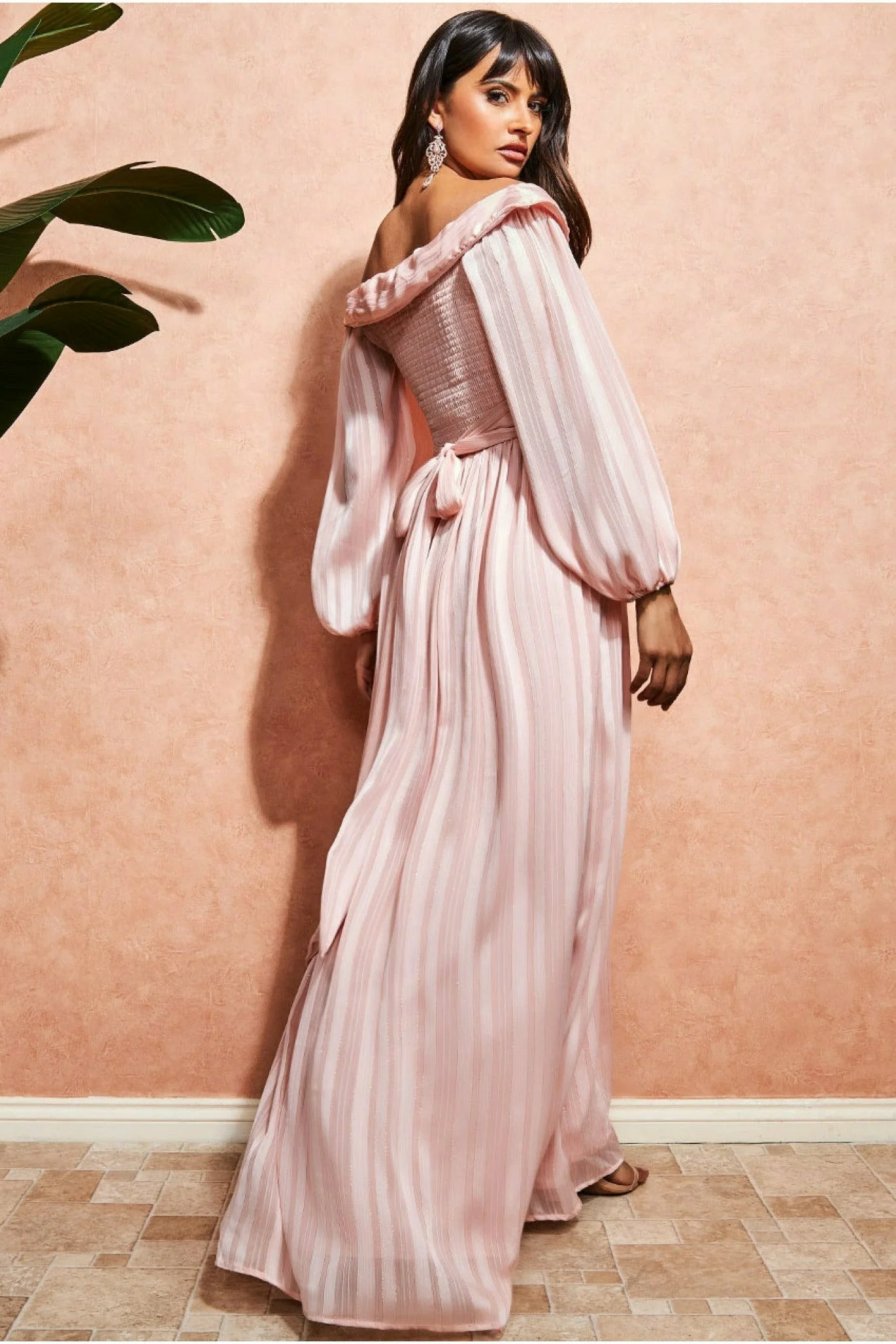 Abito Maxi Avvolgente Blu da Cerimonia – Elegante e Leggero per l’Estate