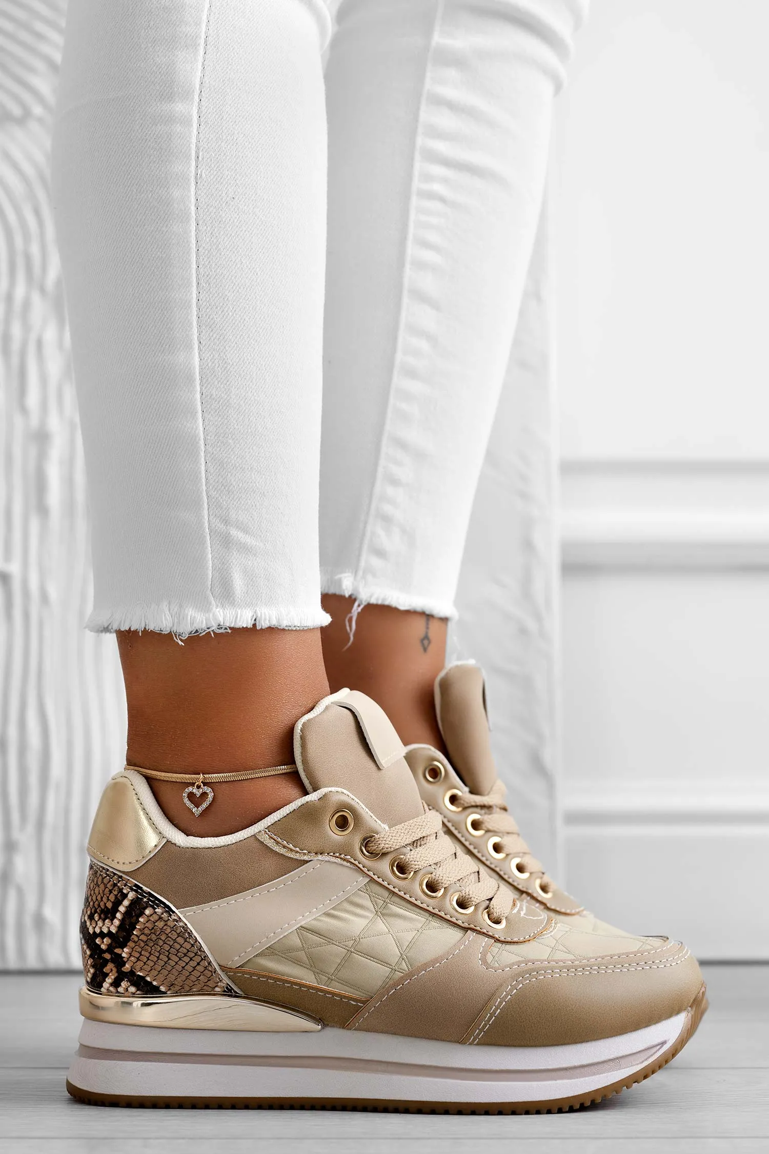 BENEDETTA - Sneakers fango con inserti pitonati e zeppa interna