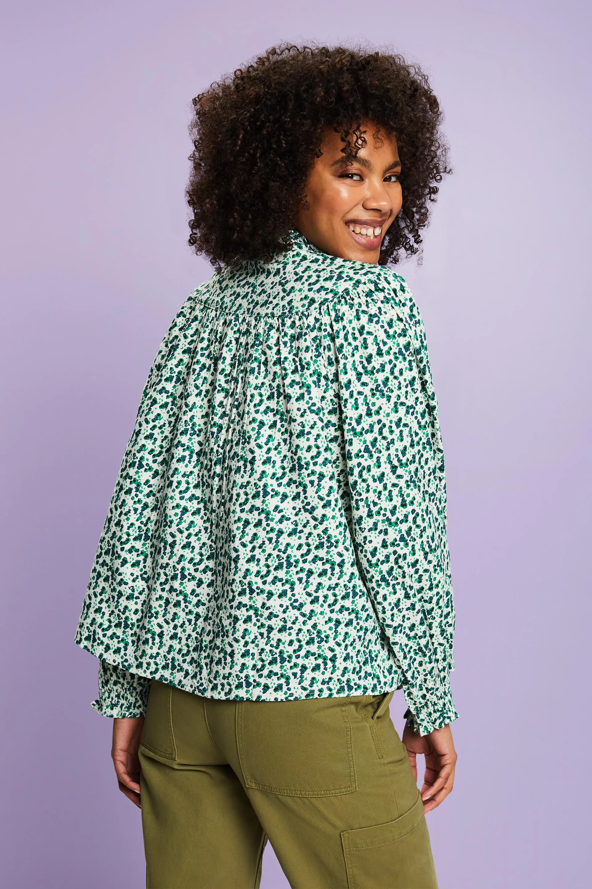 Blusa stampata con ruches