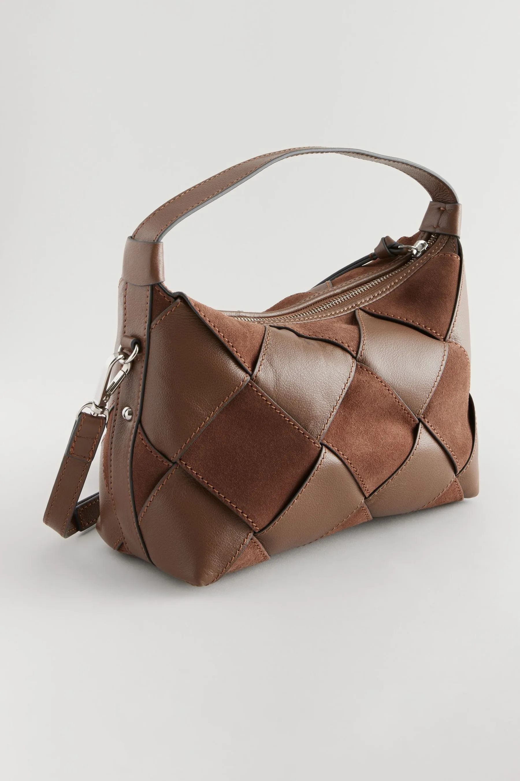 Borsa a tracolla in pelle intrecciata