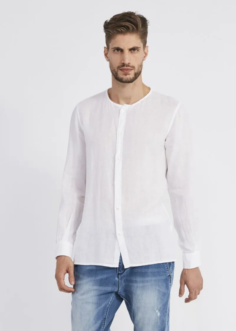 Camicia girocollo in lino