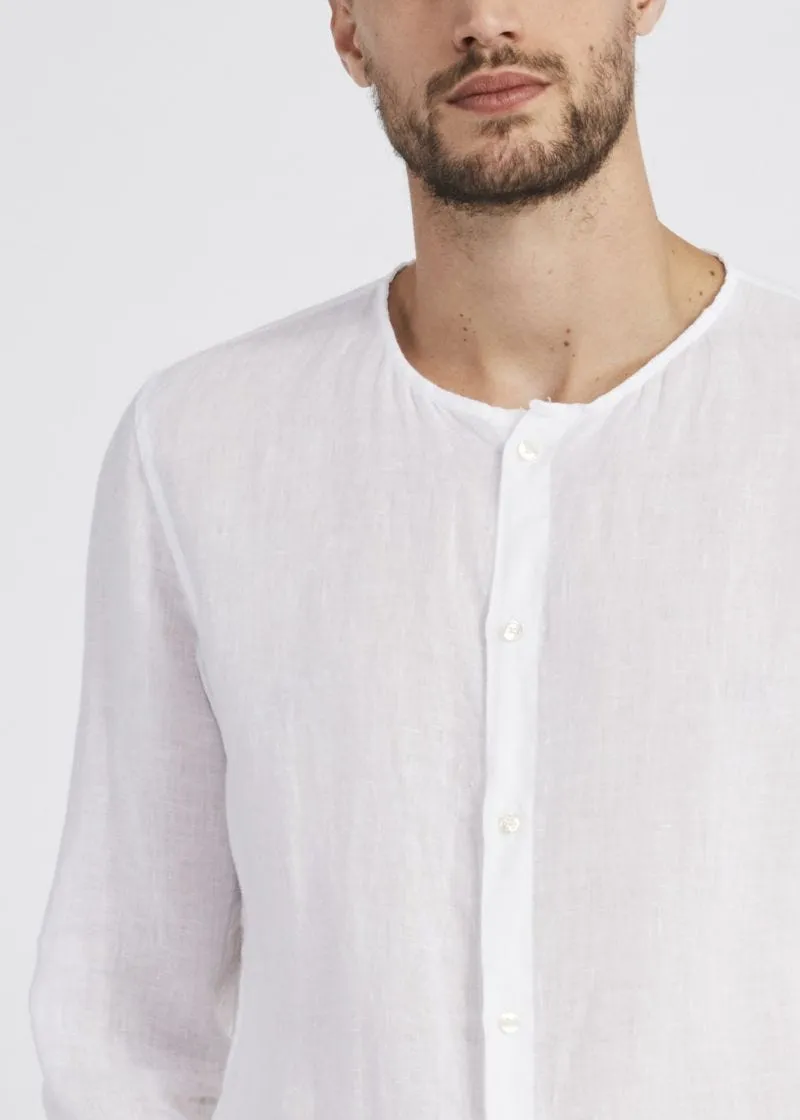 Camicia girocollo in lino