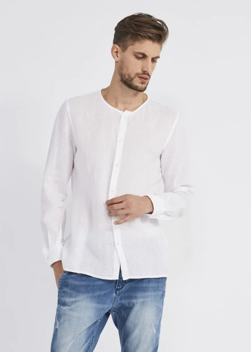 Camicia girocollo in lino