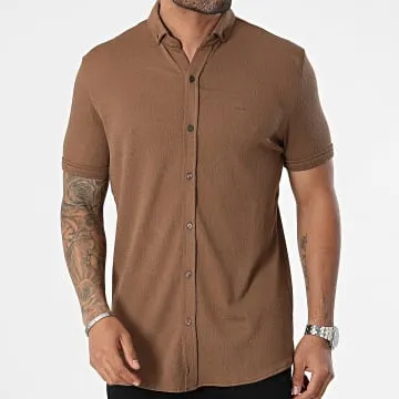 Camicia marrone a maniche corte