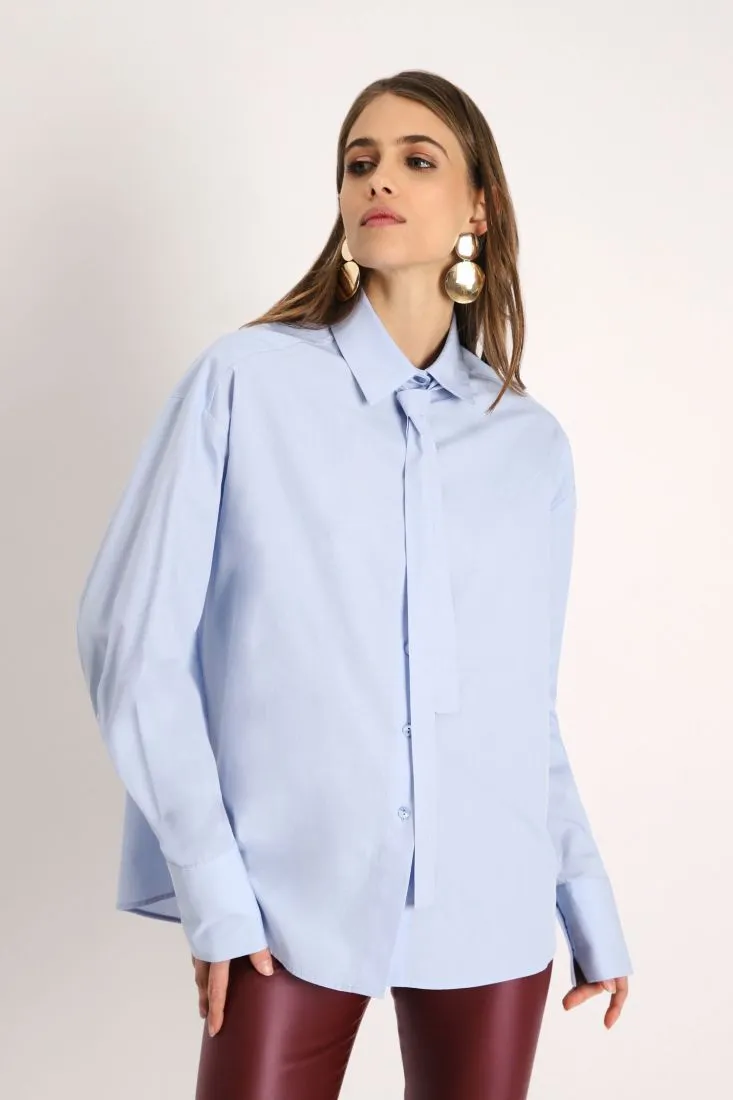 Camicia monocolour in puro cotone con fusciacca