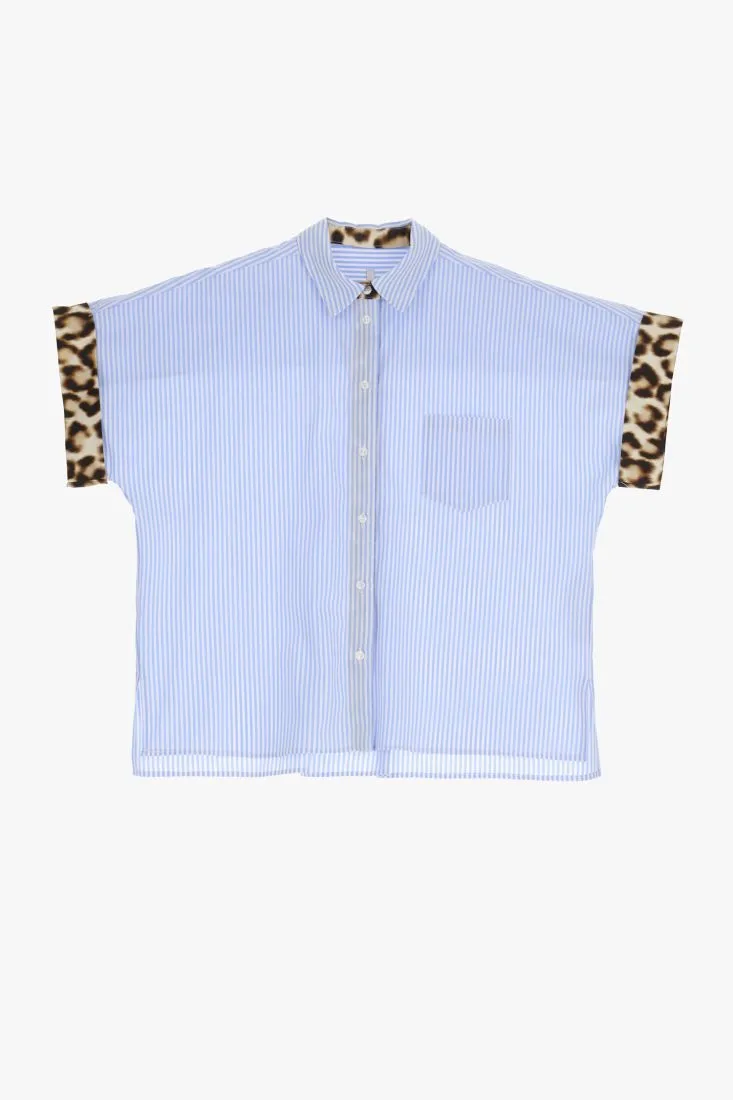 Camicia oversize rigata in puro cotone con inserti animalier