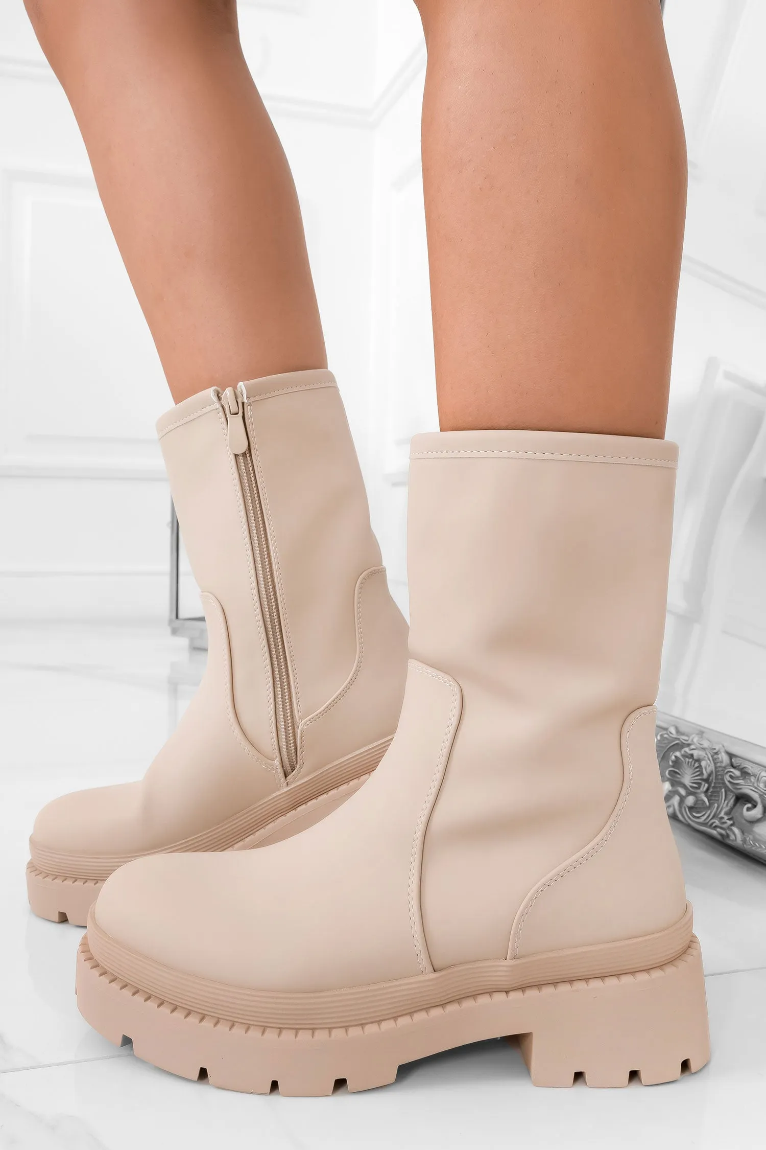CLARITA - Stivaletti beige in finta pelle