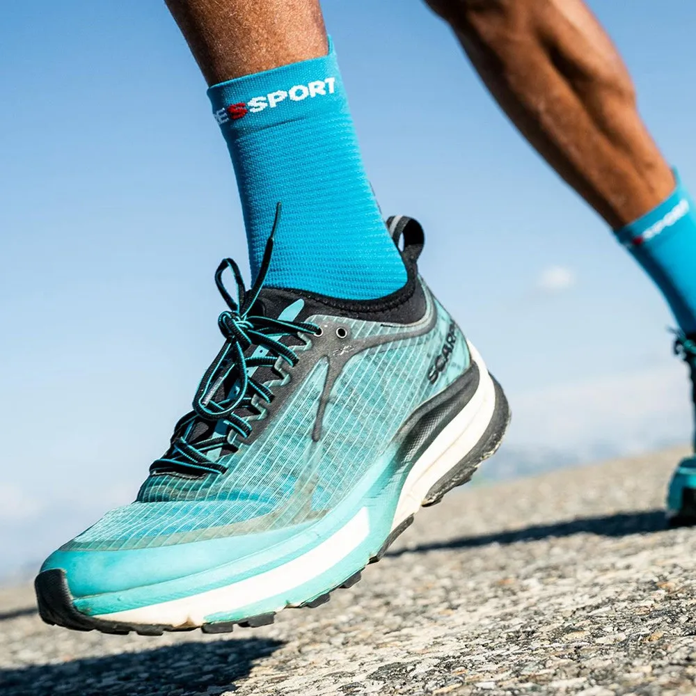 Compressport Pro Racing v4.0 Run High Calze - SS24