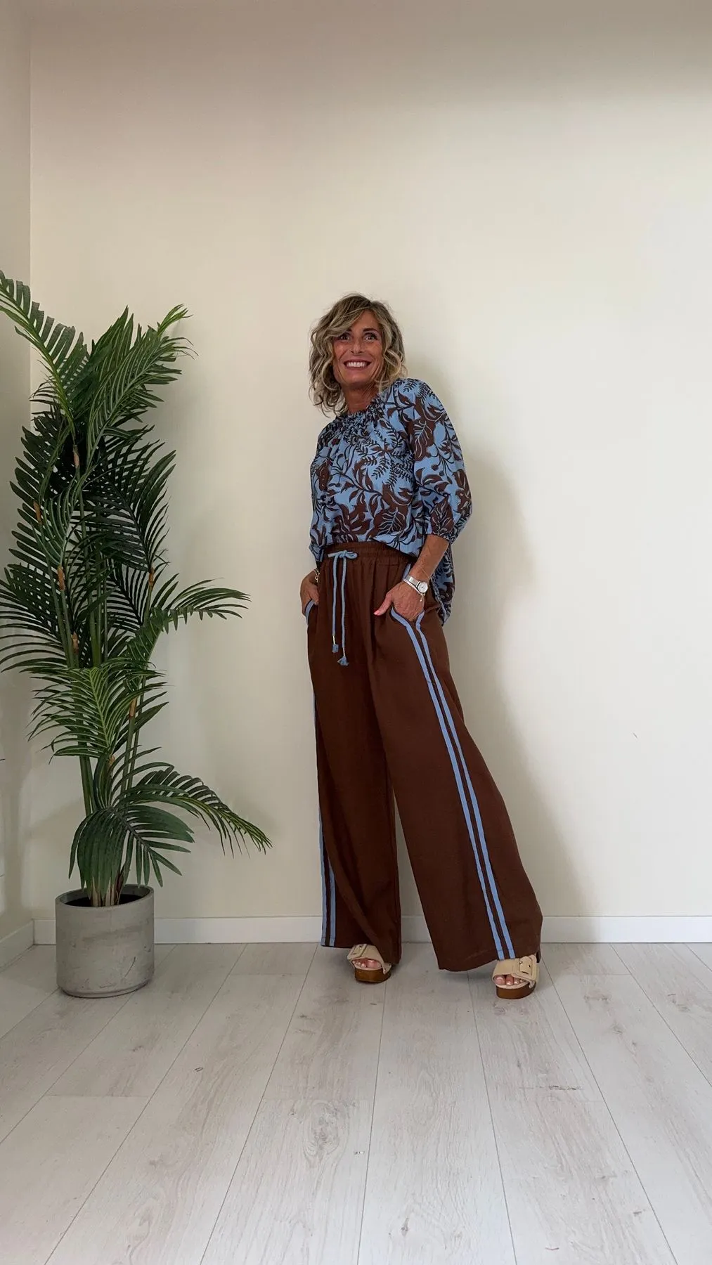 DAFNE - 567P28 - PANTALONE PALAZZO BANDE LATERALI A CONTRASTO, 20%LINO 80% VISCOSA