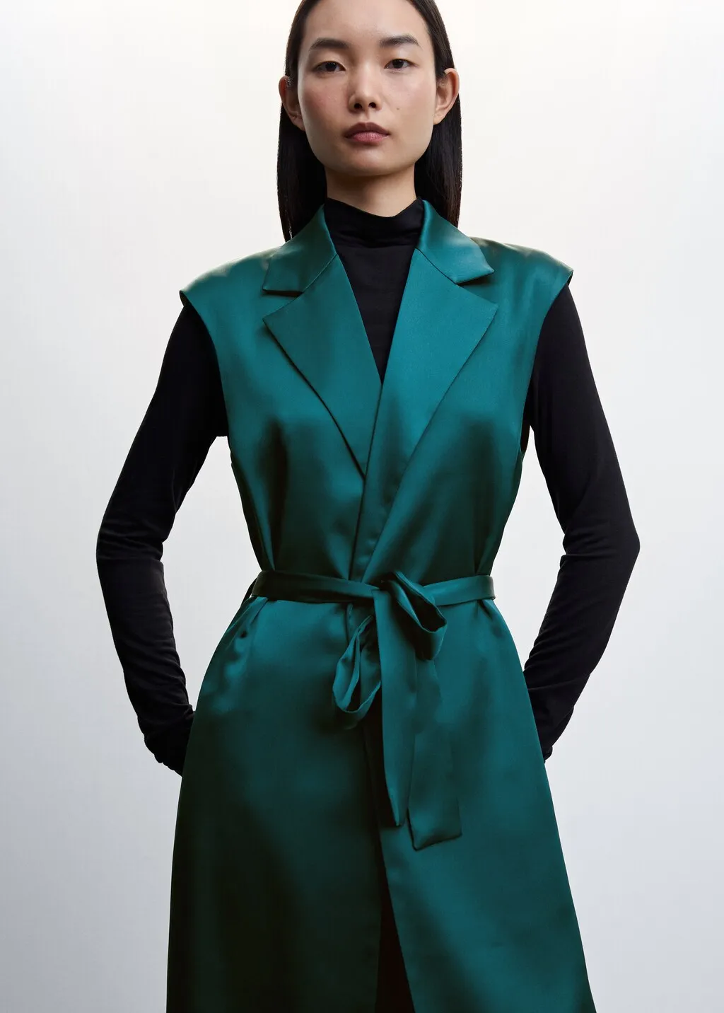 Gilet satinato cintura