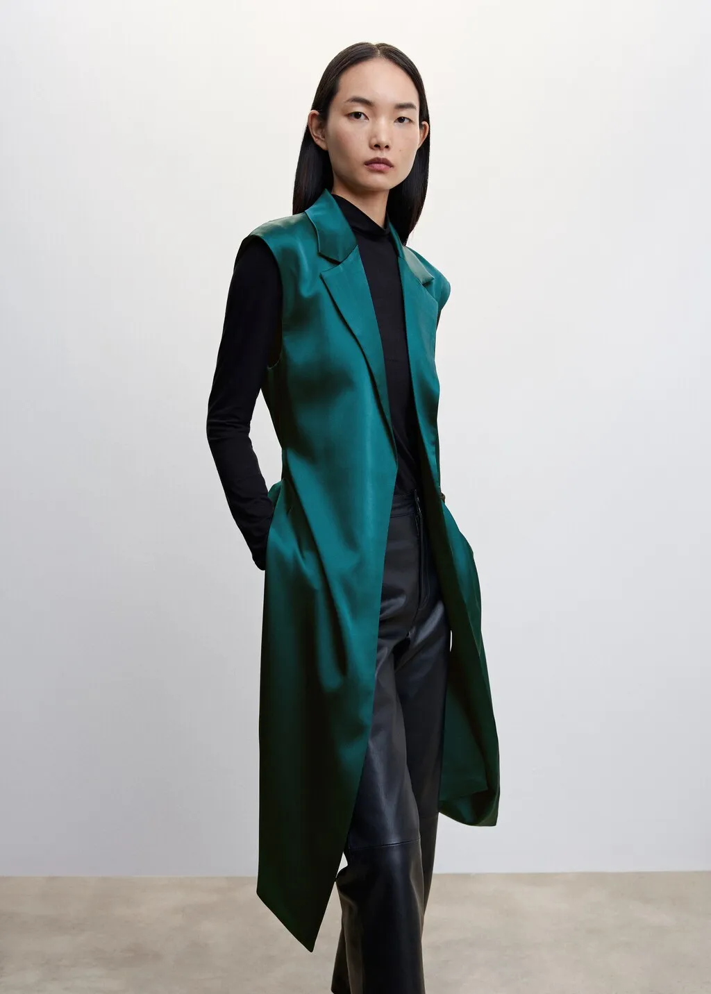 Gilet satinato cintura