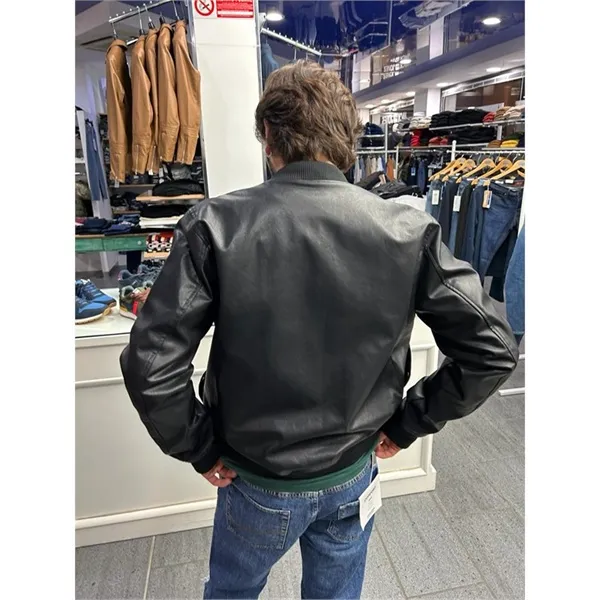 Giubbino bomber in pelle Jack & Jones - Elegante e resistente per ogni occasione