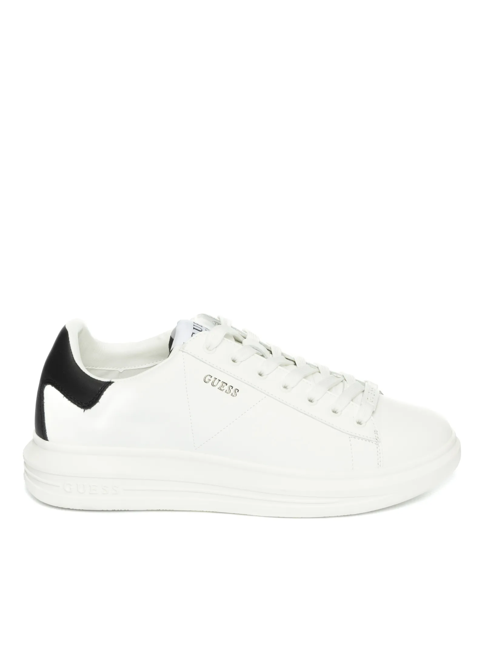 GUESS Sneakers