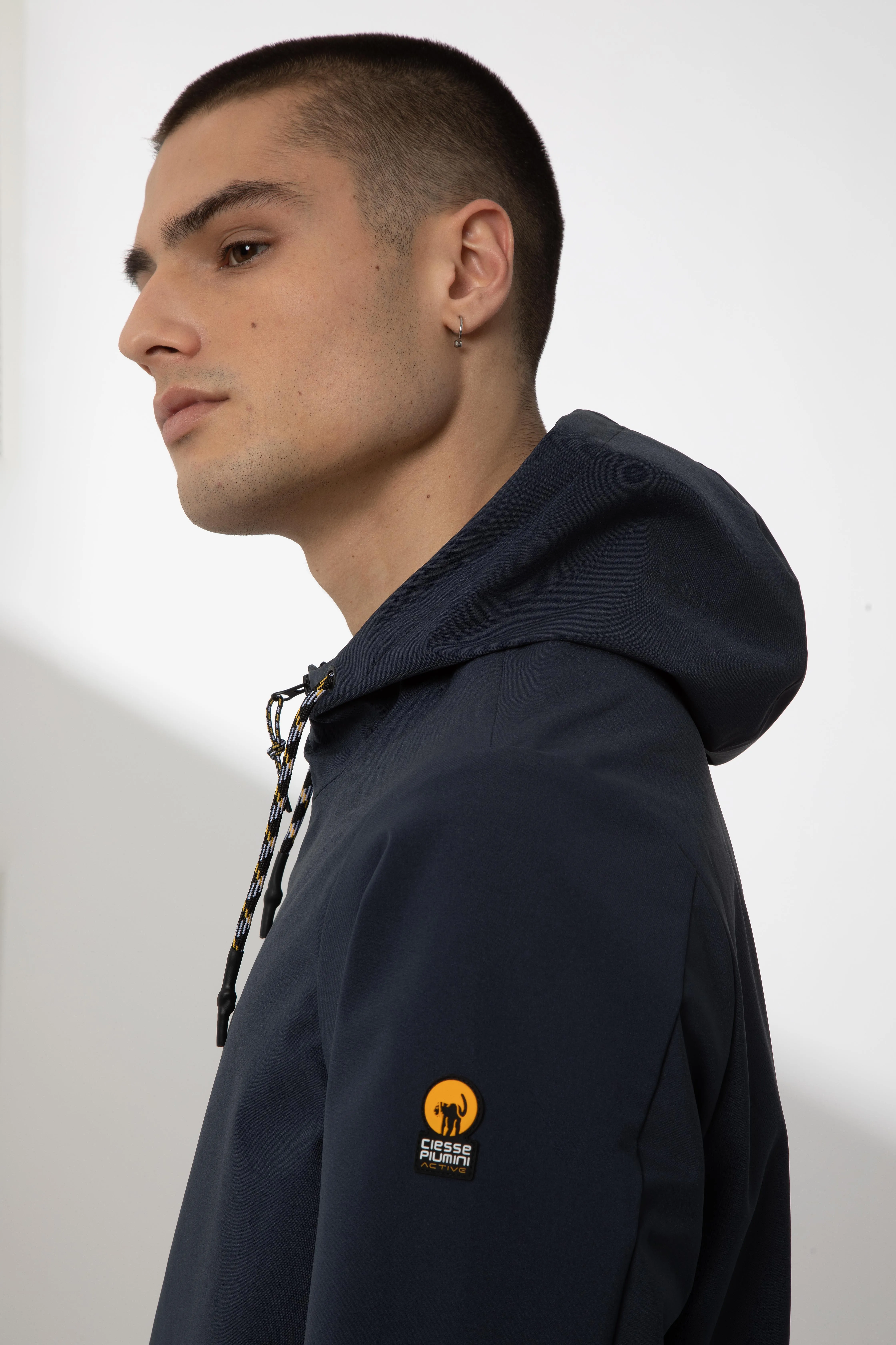 HARDY – Giacca nera doppio strato e mezzo