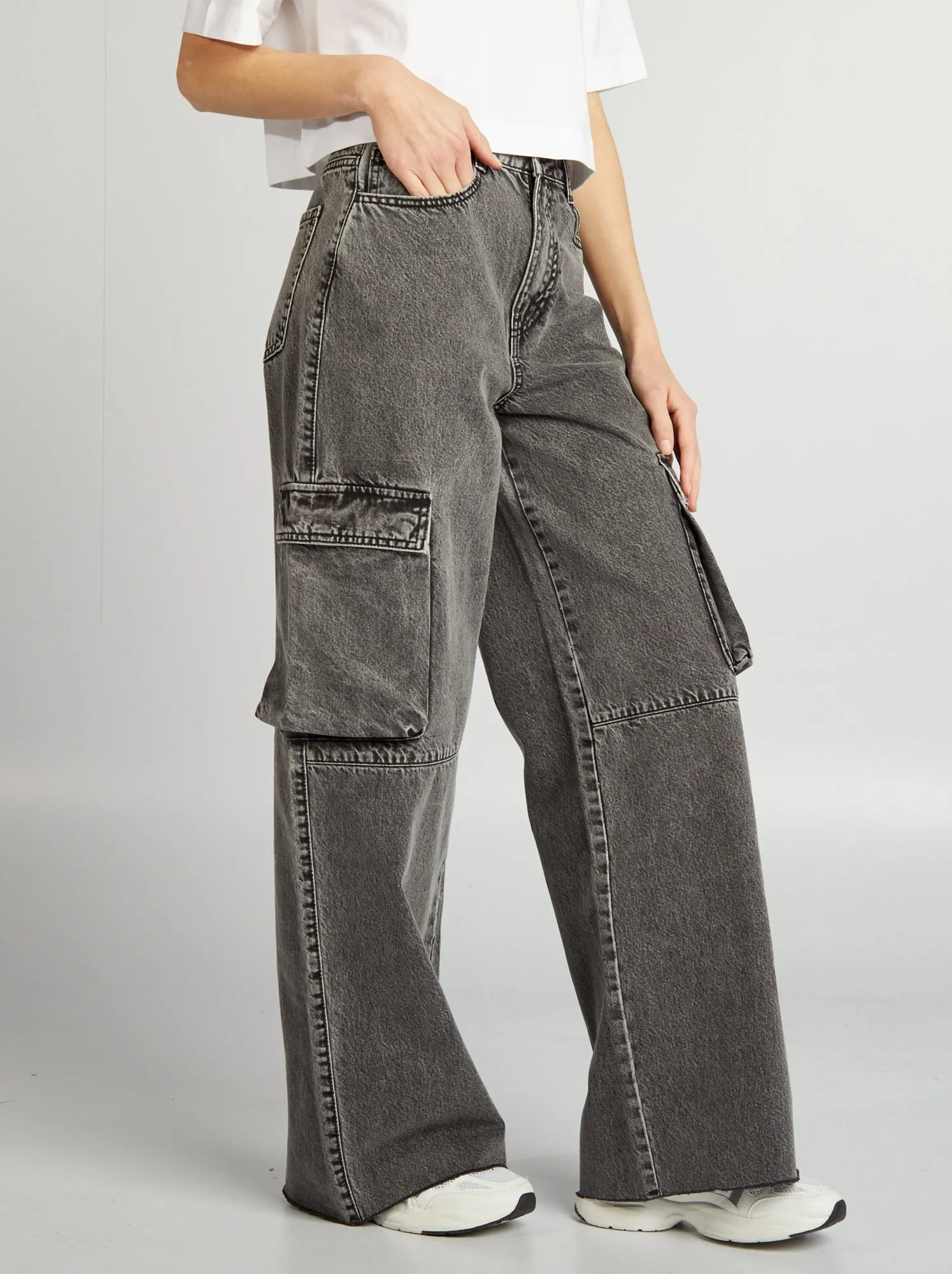 Jeans multitasche wide leg - GRIGIO