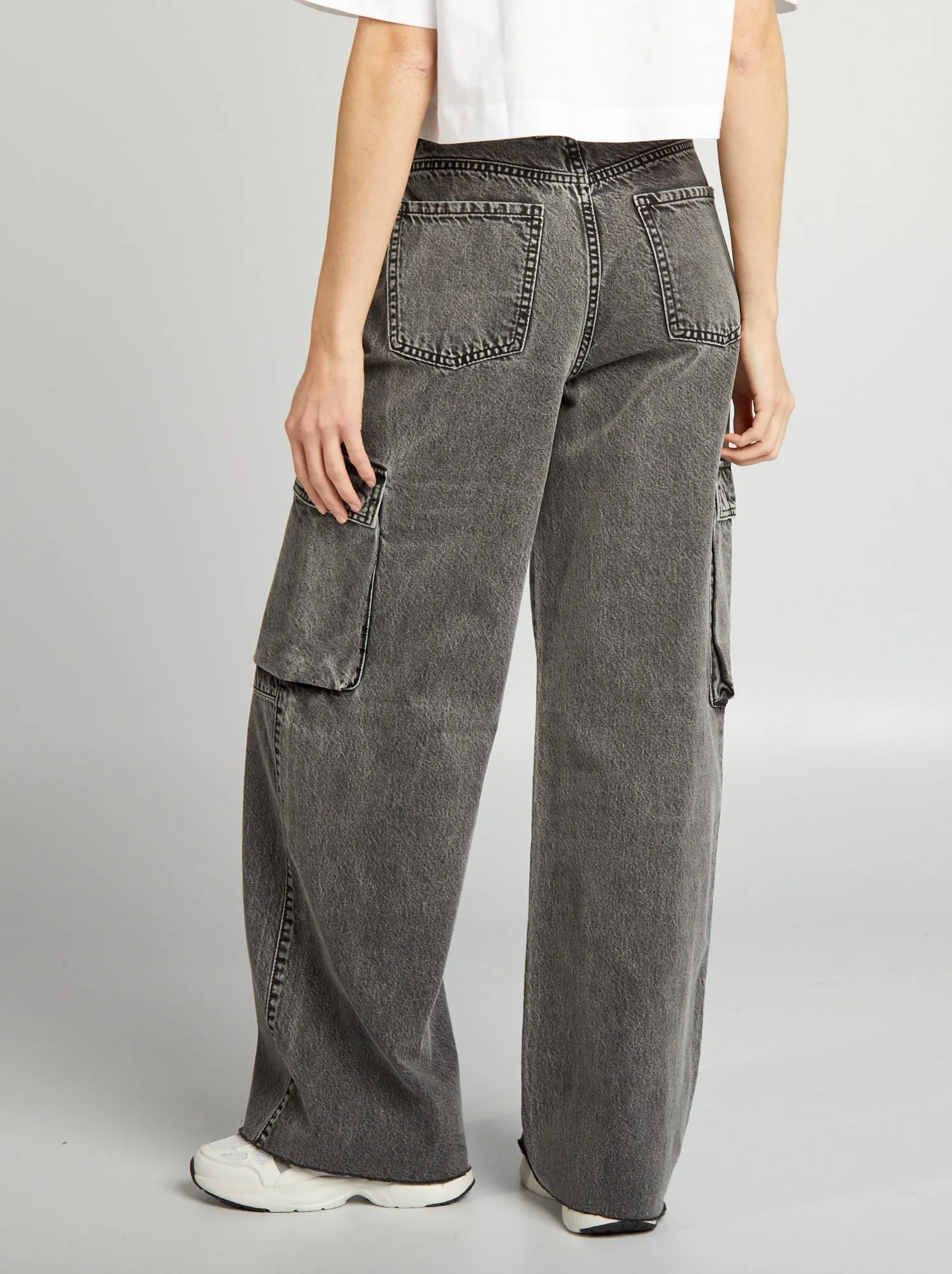 Jeans multitasche wide leg - GRIGIO