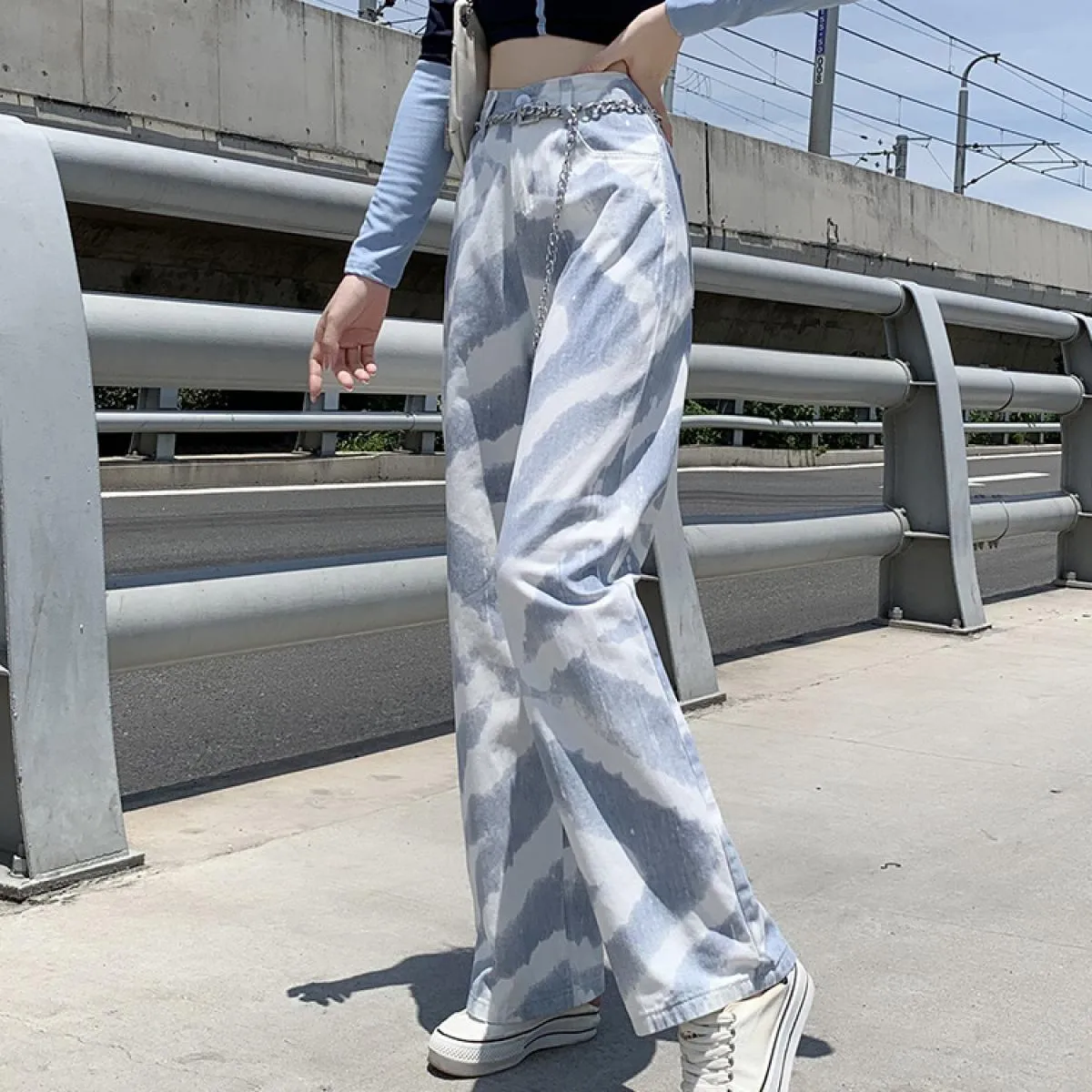 Jeans tinti in cravatta Pantaloni a gamba larga dritti a vita alta dal design primaverile 2022 da donna