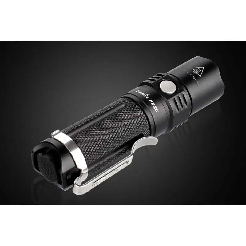 Lampe torche 800 lumens LED PD25R