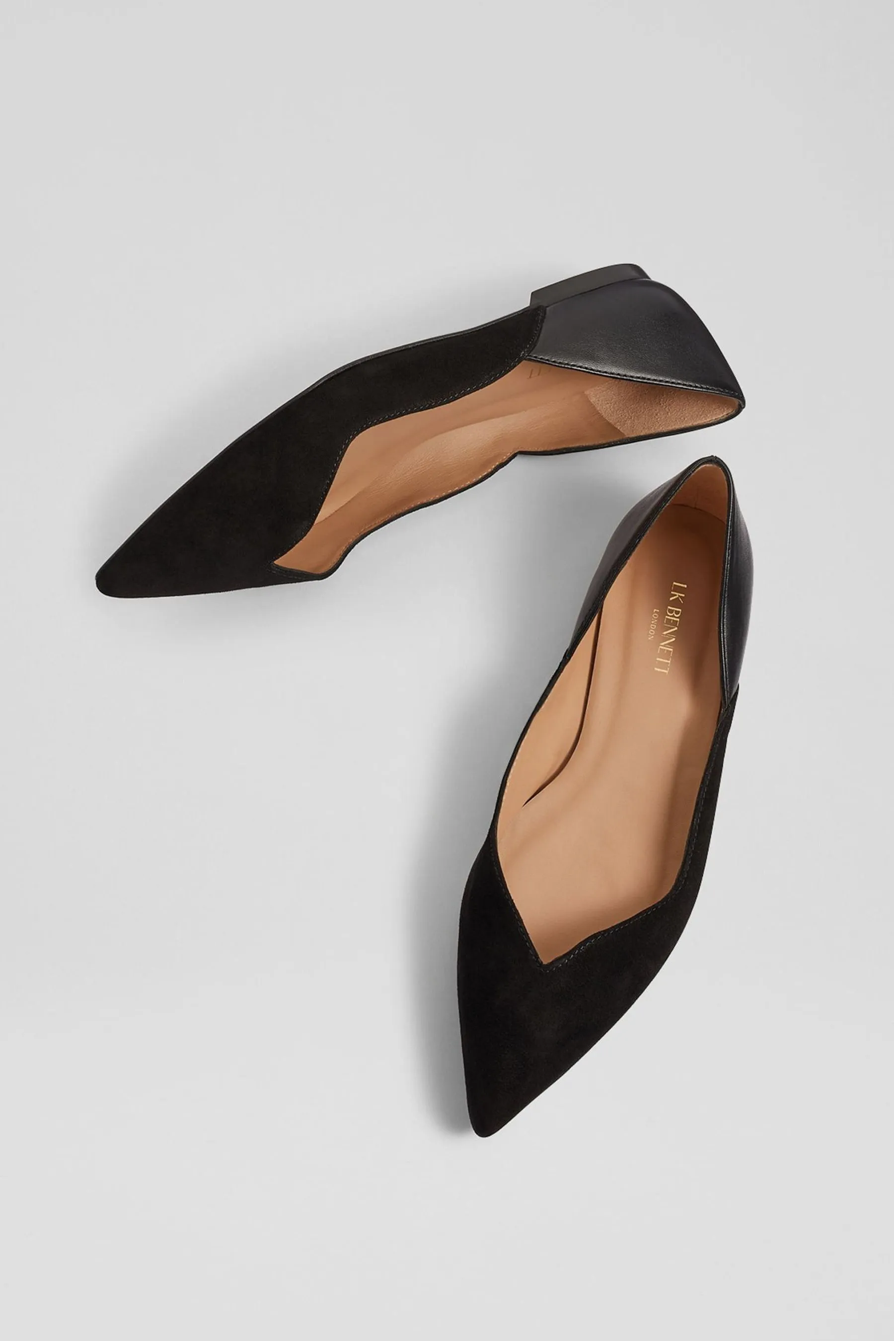 LK Bennett - Iris - Scarpe basse a cuore in camoscio e pelle    