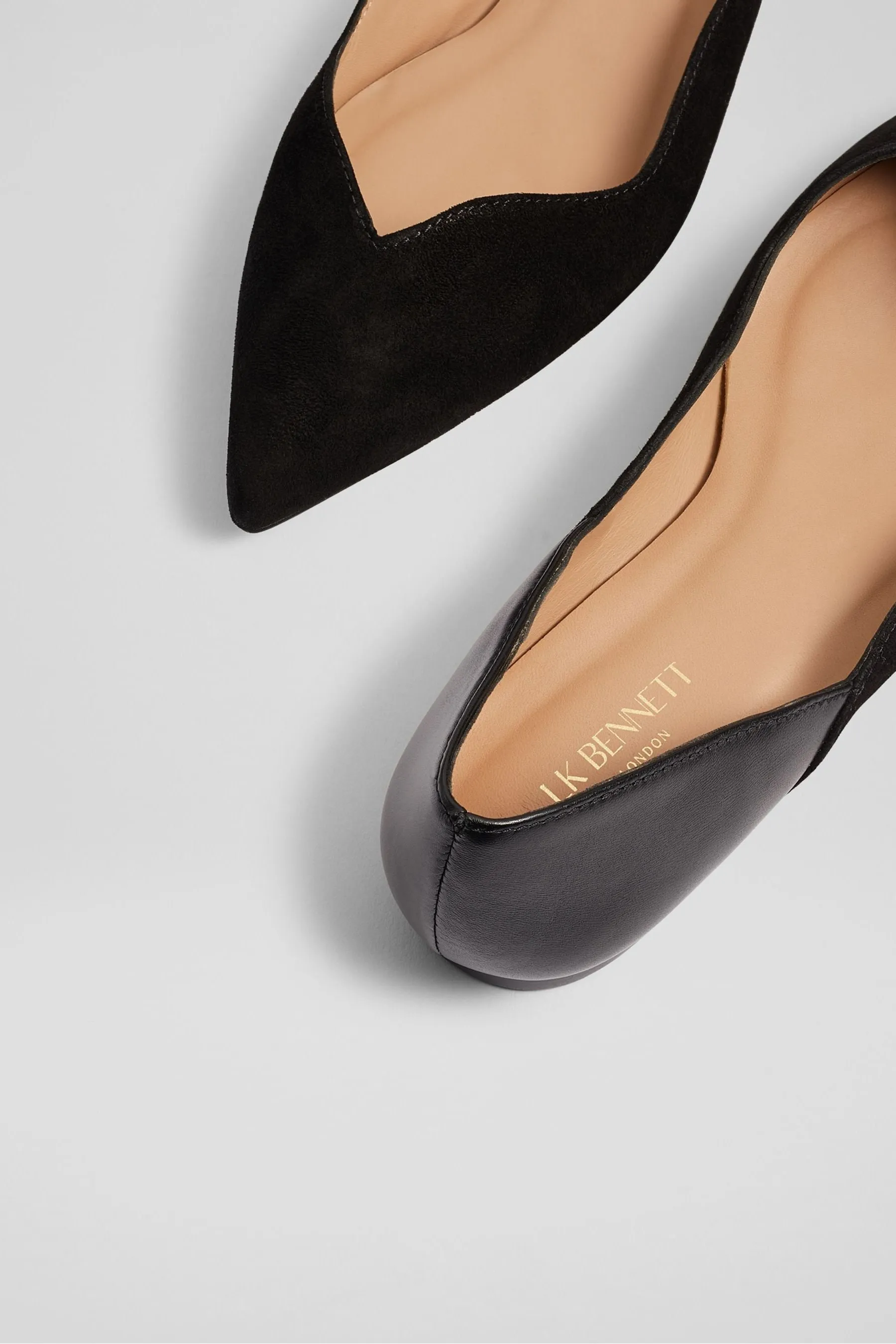 LK Bennett - Iris - Scarpe basse a cuore in camoscio e pelle    