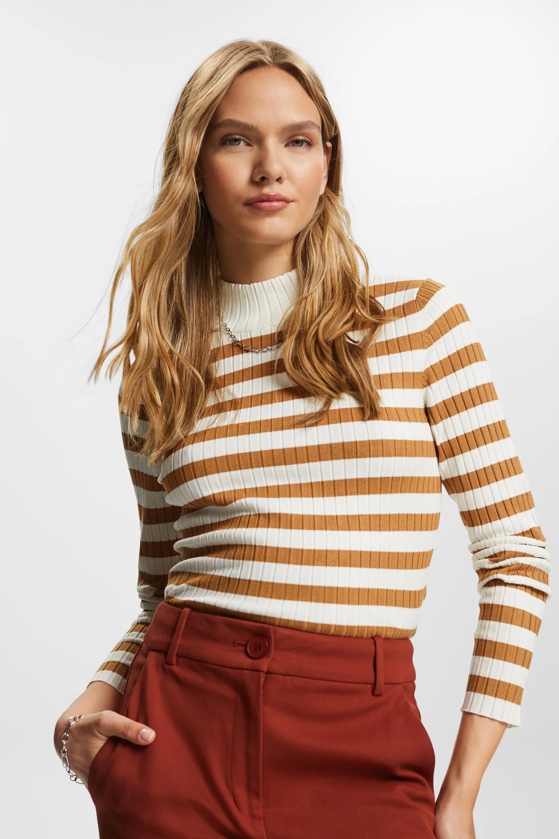 Maglia a coste a righe