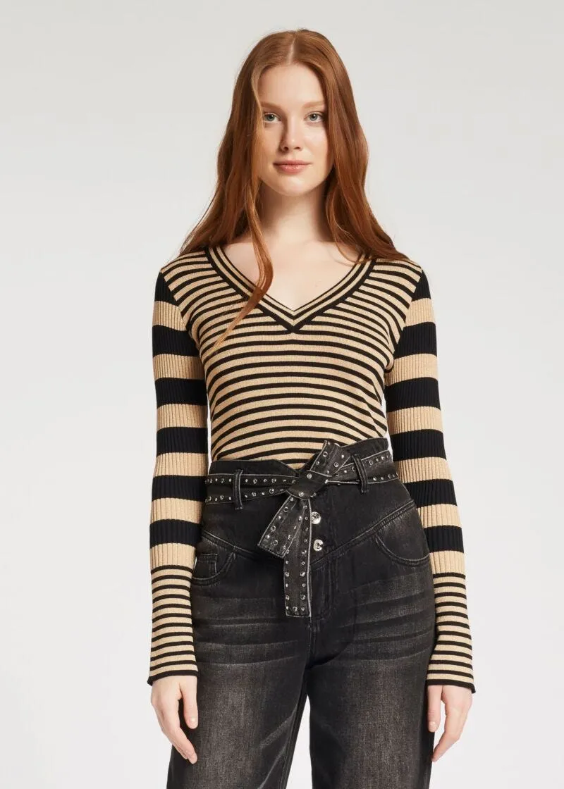 Maglia con maniche a coste
