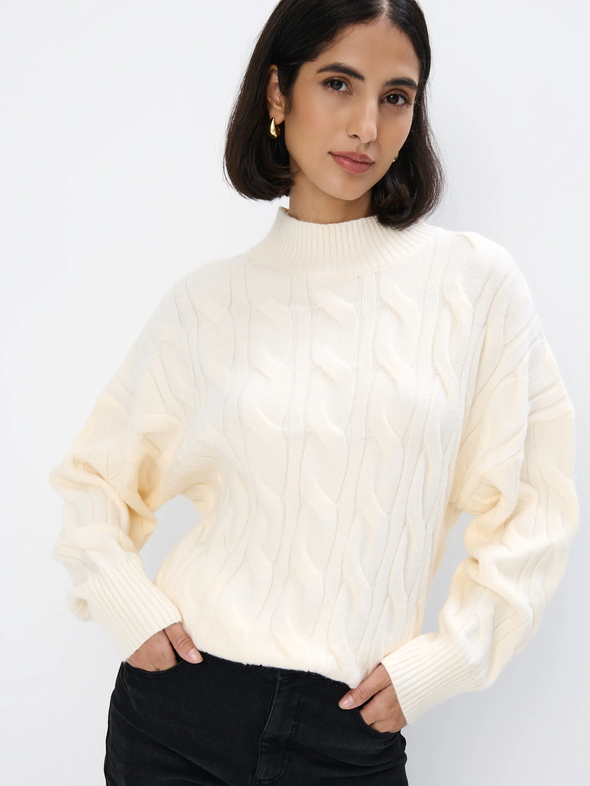 Maglione con collo rialzato