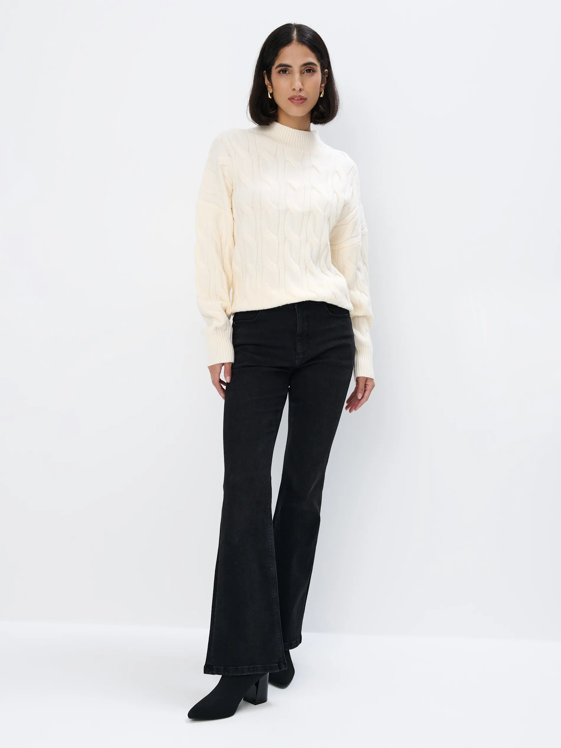 Maglione con collo rialzato