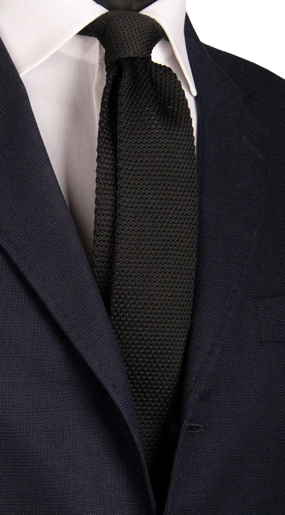 Man Black Tricot Knitted Silk Tie Tri450
