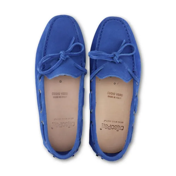 Mocassini con gommini in camoscio blu elettrico