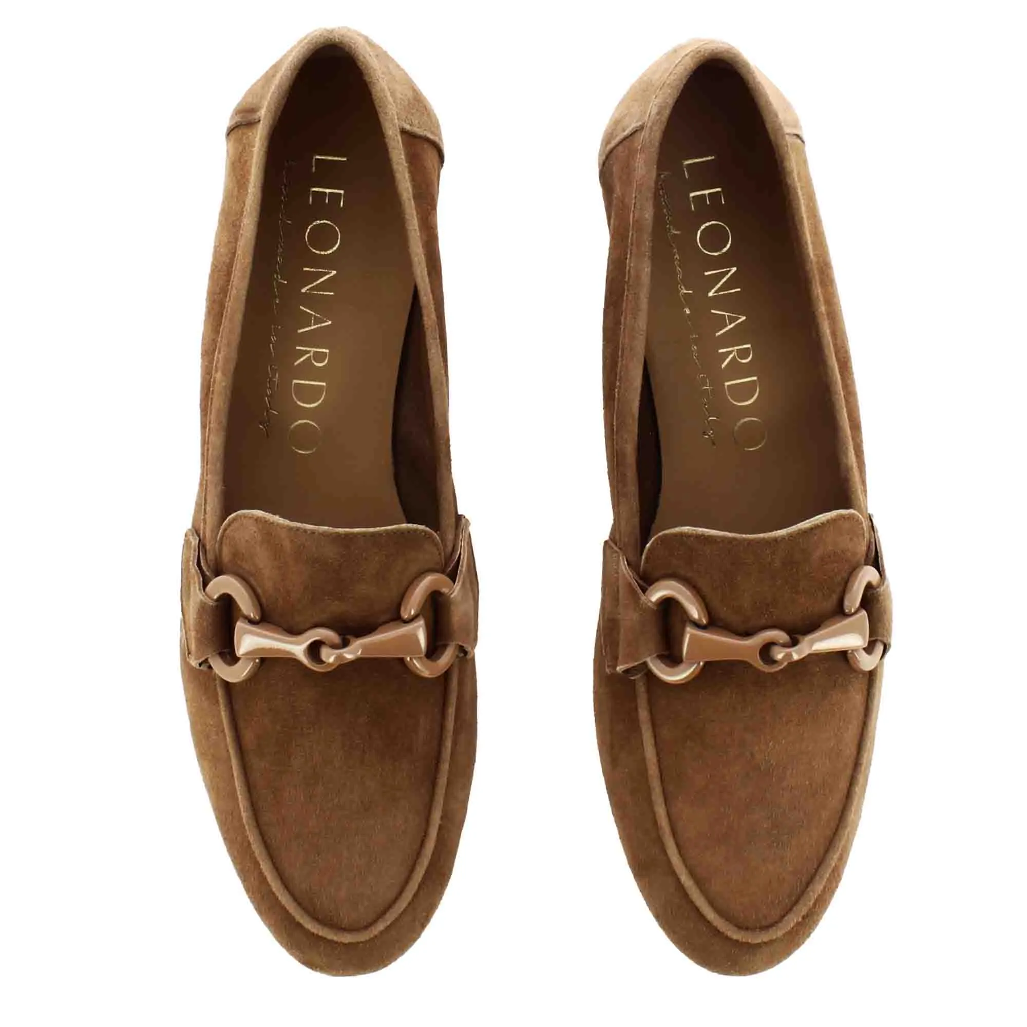 Mocassino da donna in pelle scamosciata con morsetto colore marrone chiaro