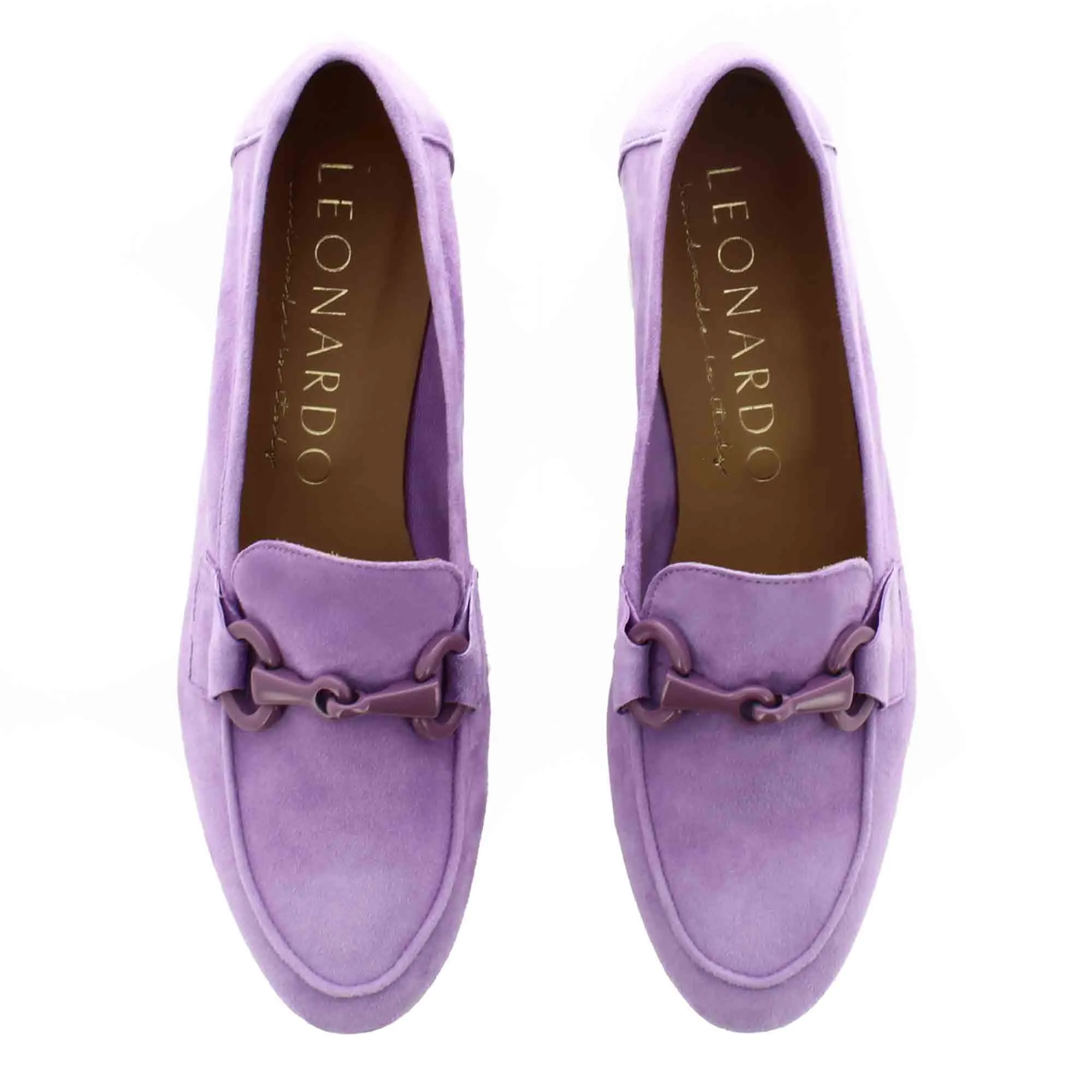 Mocassino da donna in pelle scamosciata con morsetto colore viola