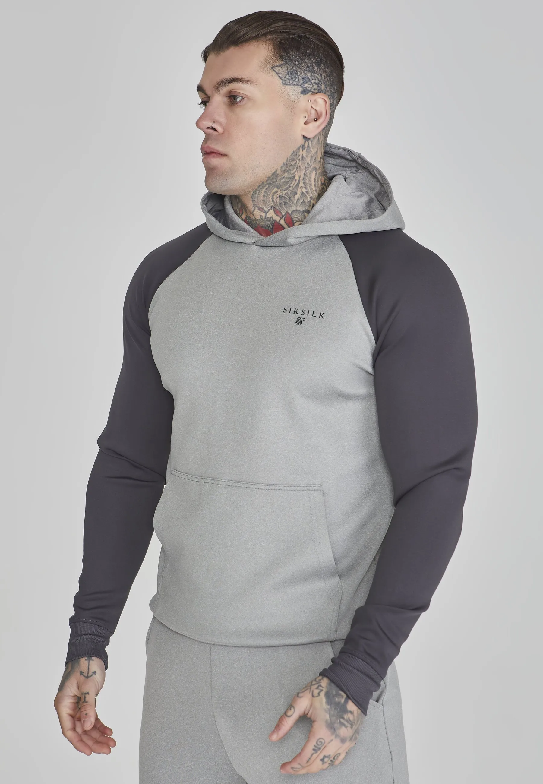 MUSCLE FIT - Felpa con cappuccio