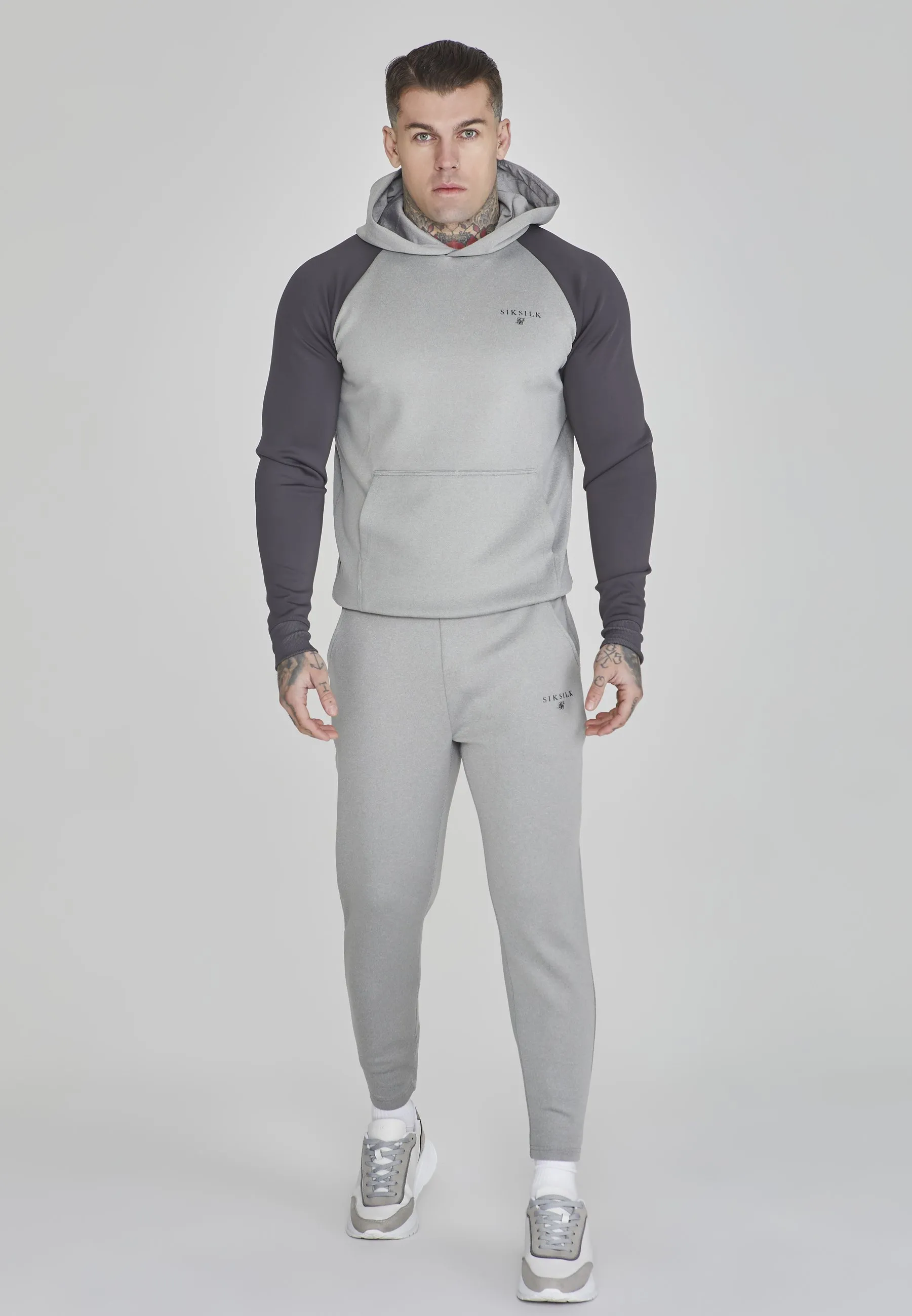 MUSCLE FIT - Felpa con cappuccio
