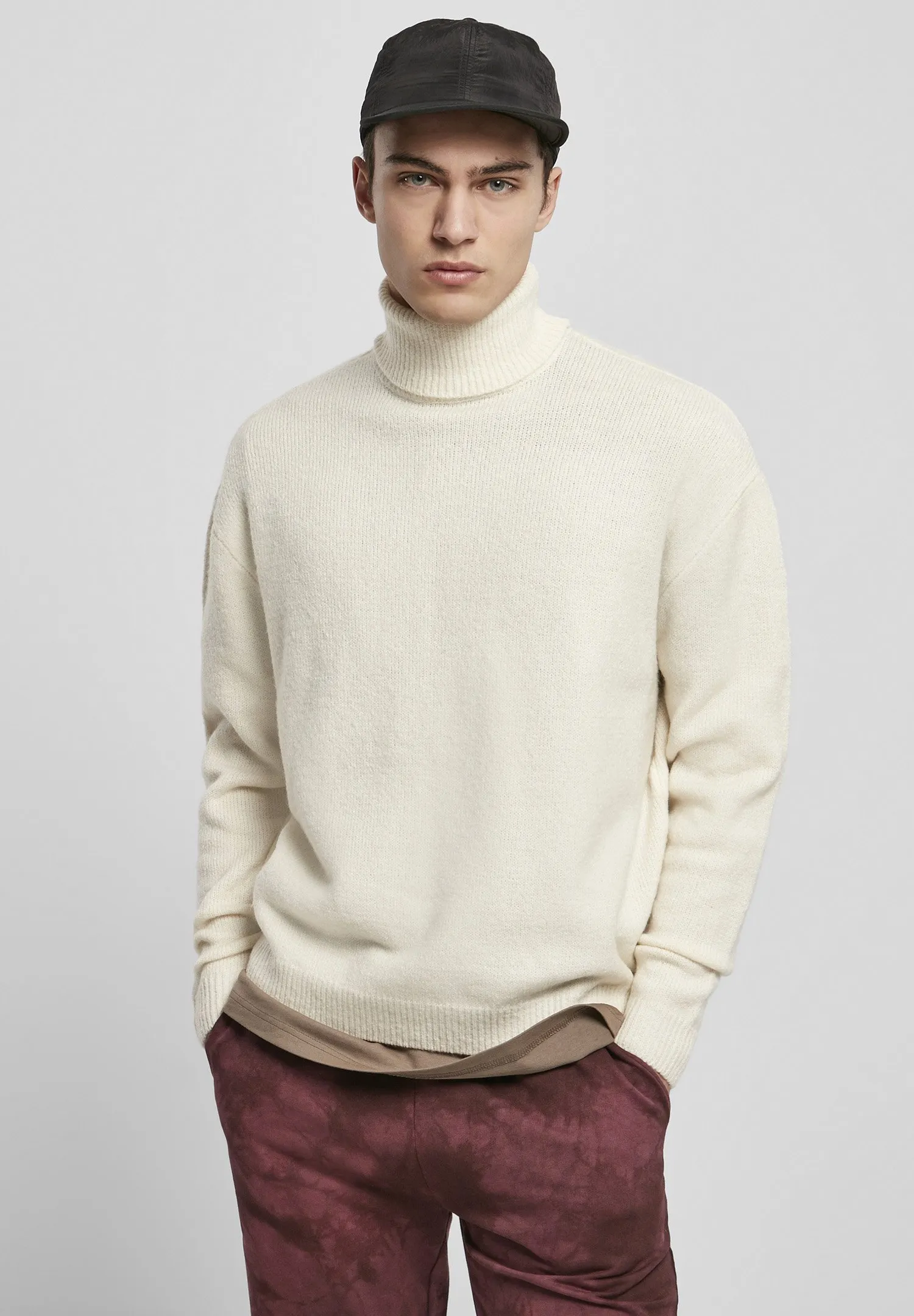 OVERSIZED ROLL NECK SWEATER - Maglione