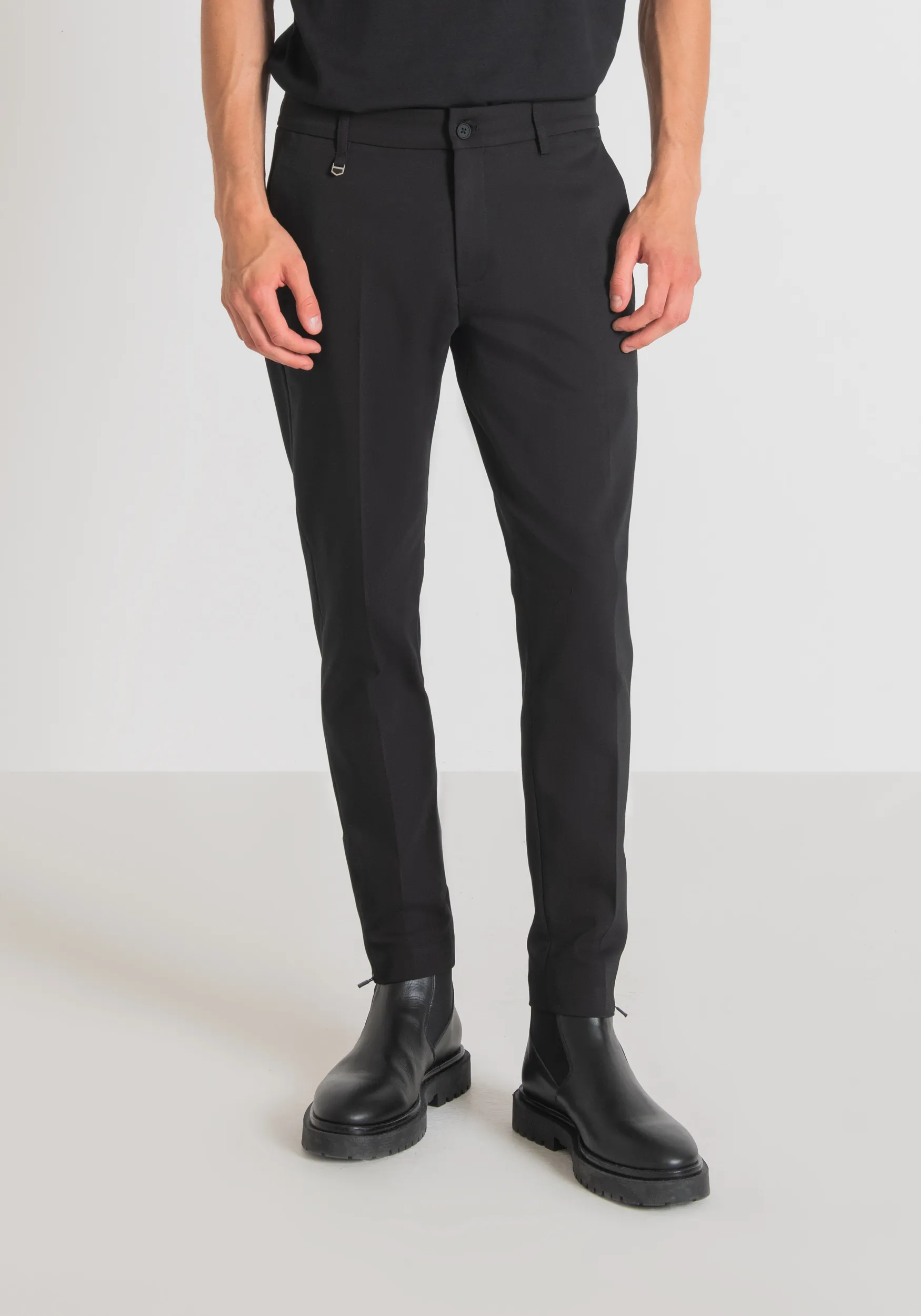 PANTALONI SKINNY FIT “THOM” IN MISTO COTONE STRETCH CON ZIP SUL FONDO
