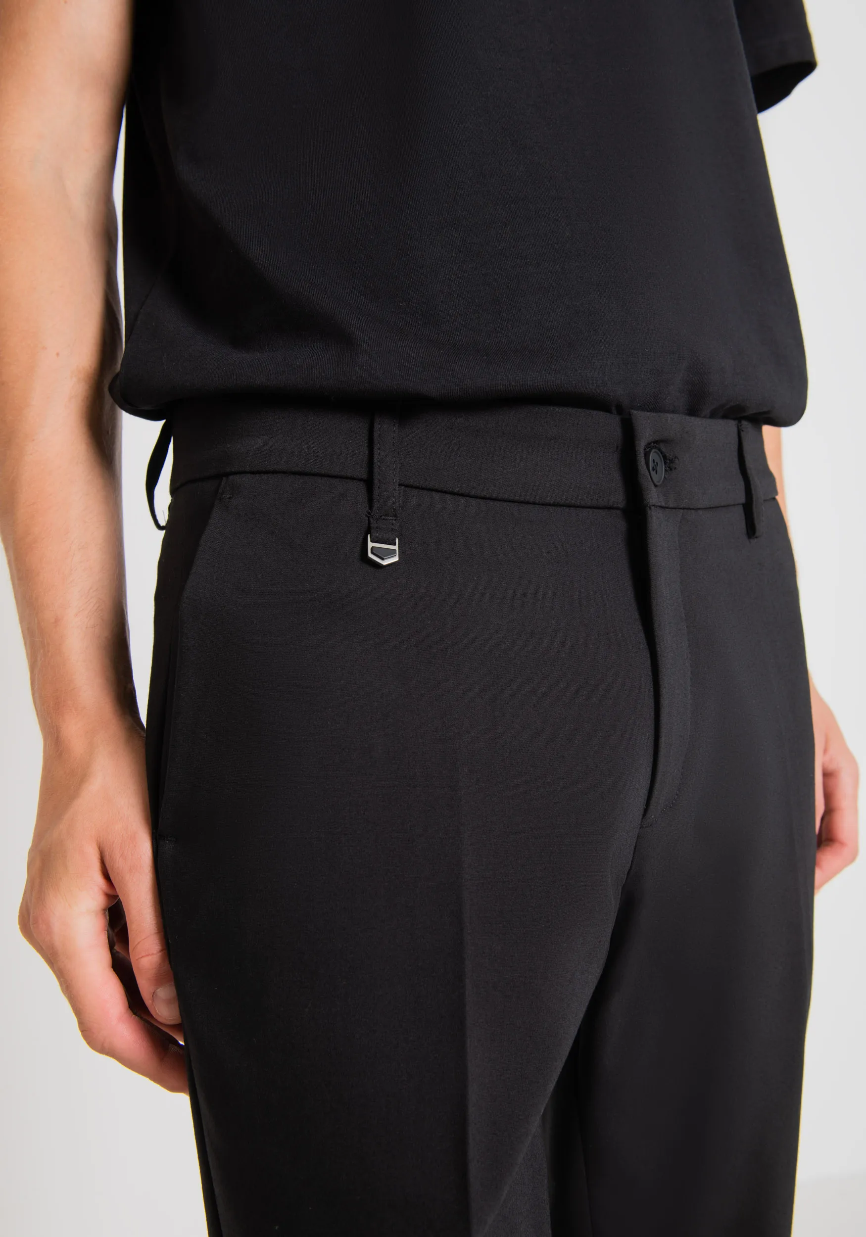 PANTALONI SKINNY FIT “THOM” IN MISTO COTONE STRETCH CON ZIP SUL FONDO