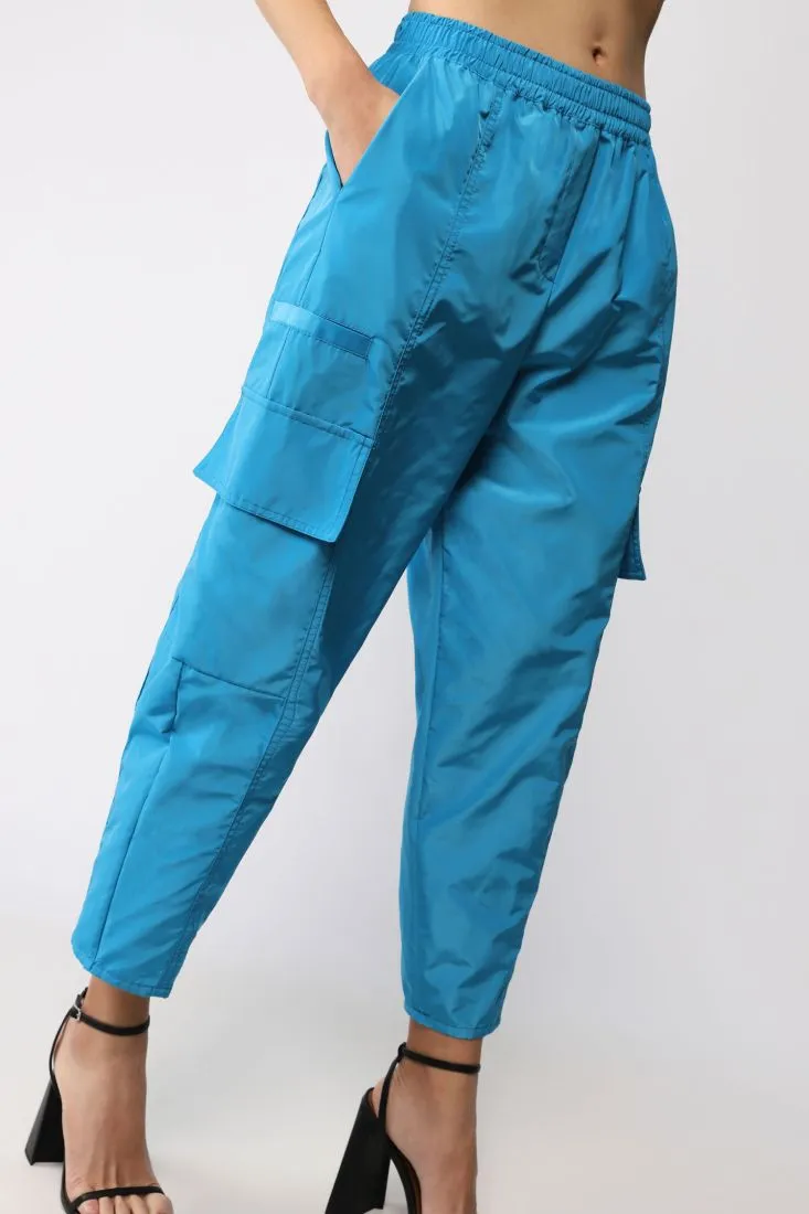 Pantaloni straight cropped monocolour con tasche laterali