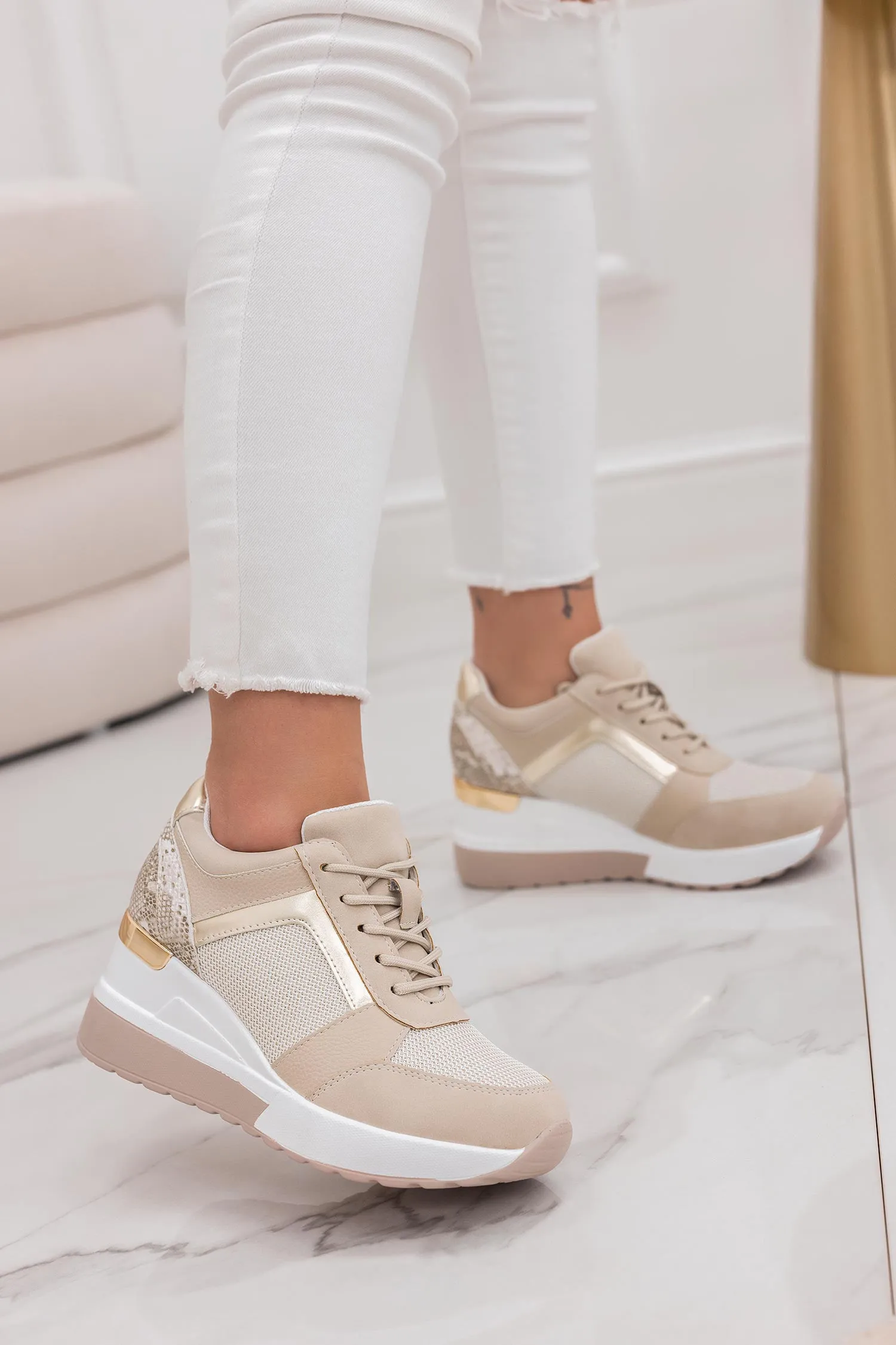POLO - Sneakers beige con zeppa e inserti pitonati