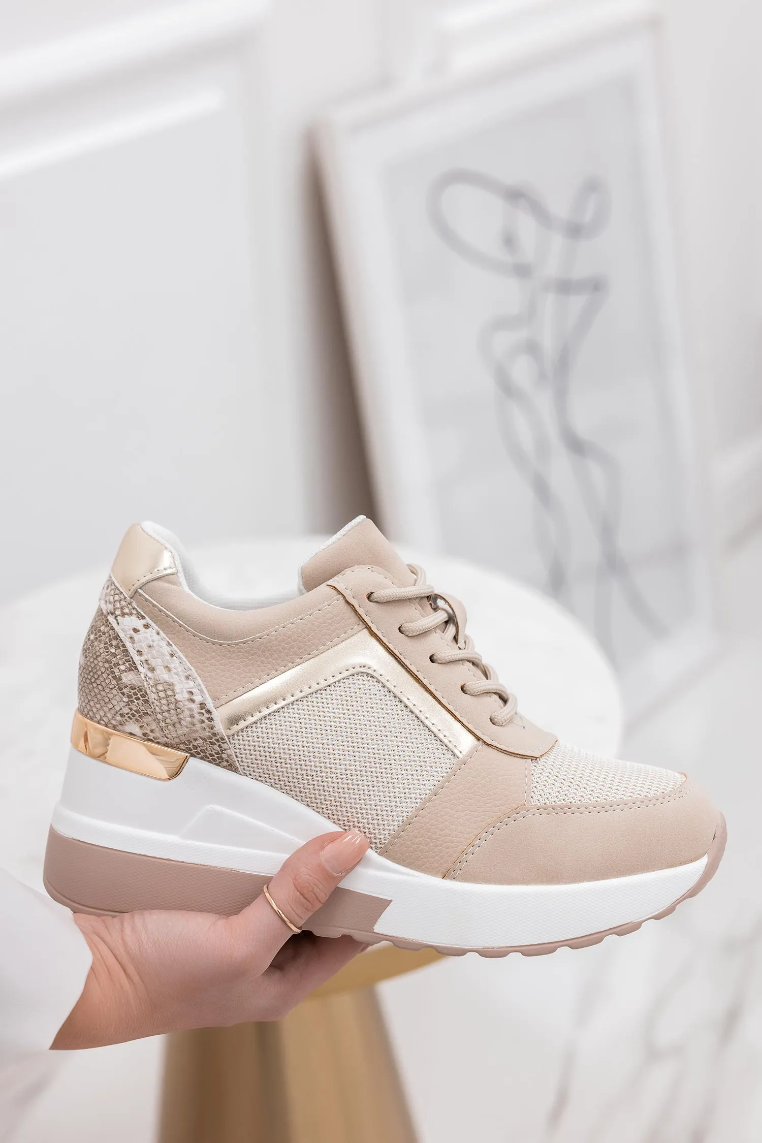 POLO - Sneakers beige con zeppa e inserti pitonati