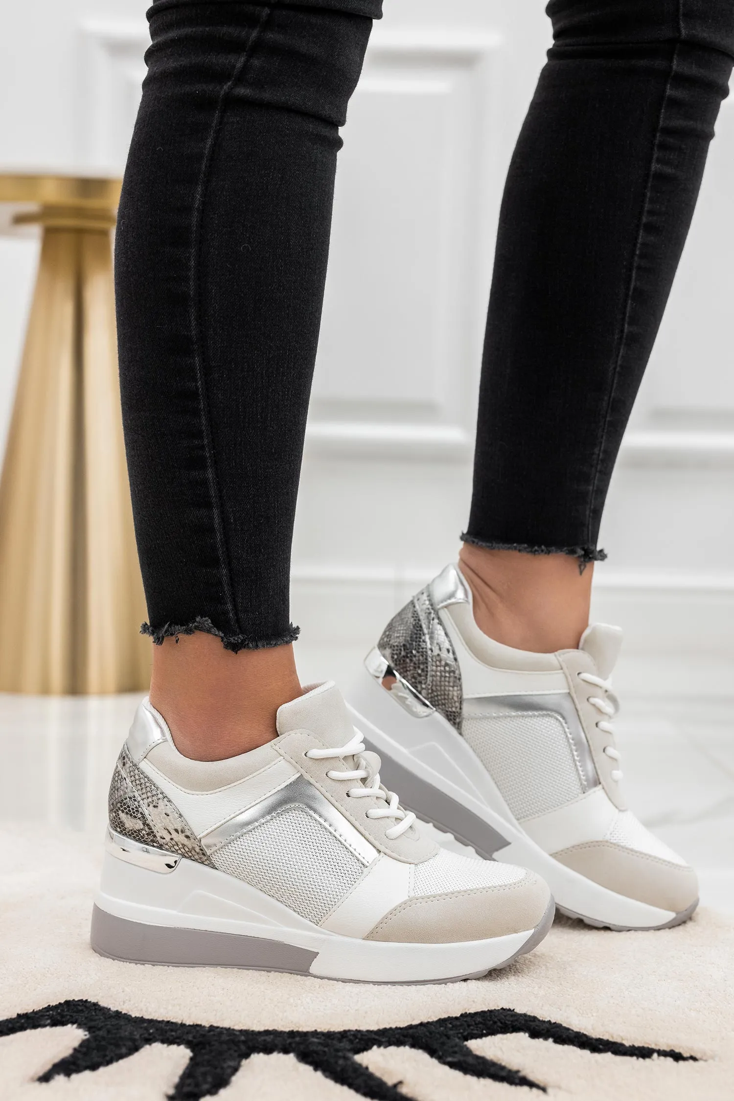 POLO - Sneakers bianche con zeppa e inserti pitonati
