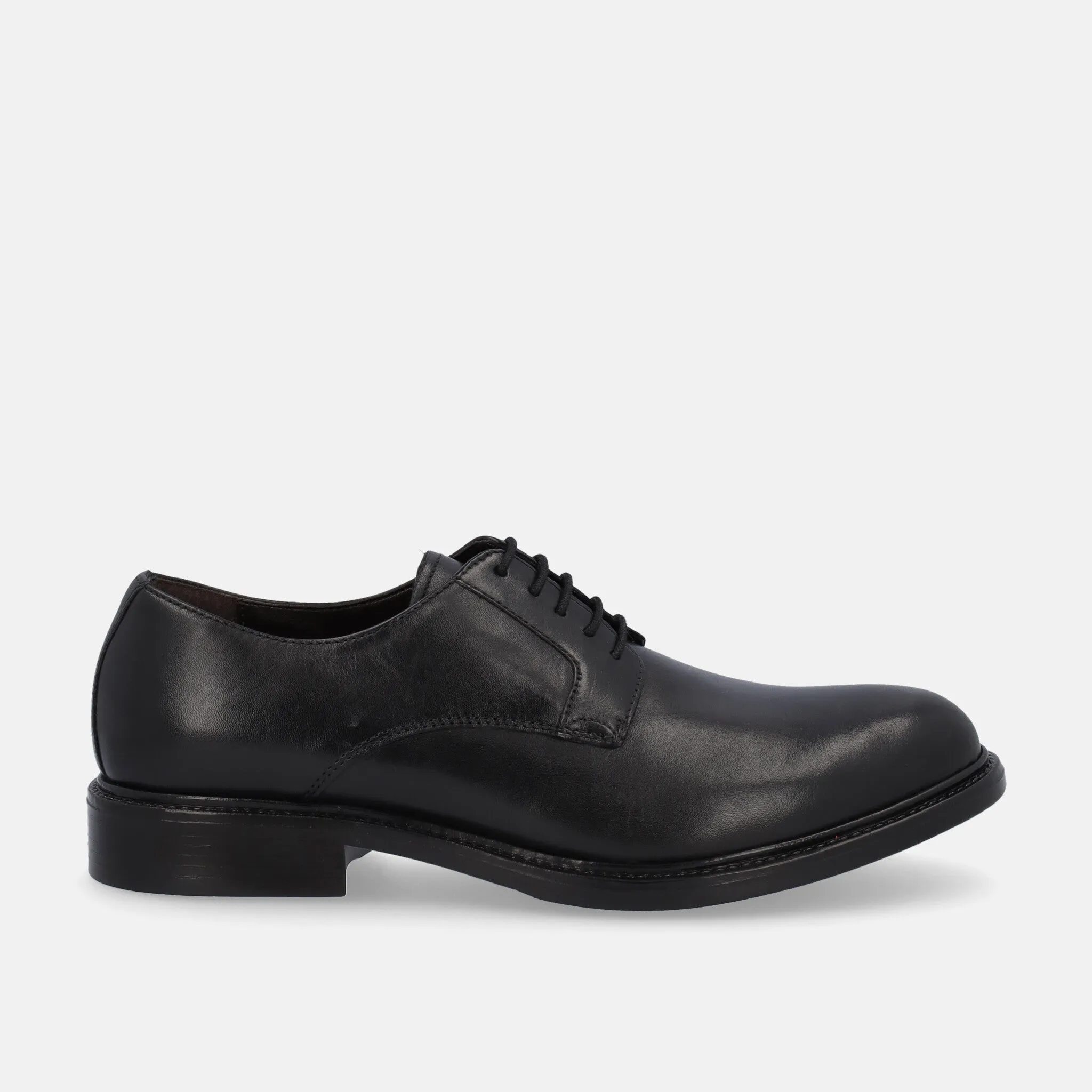 Scarpa stringata elegante