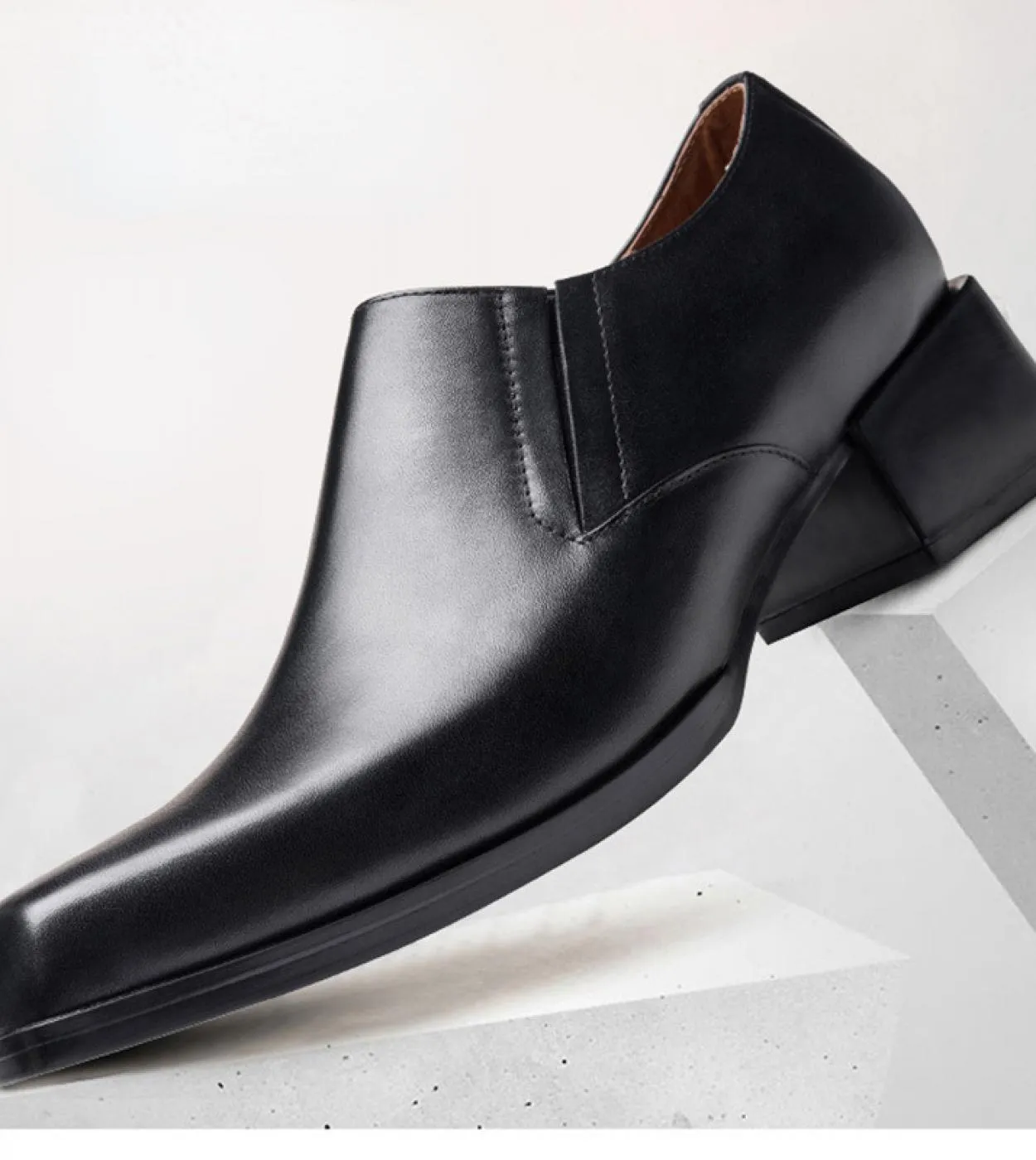 Scarpe formali da uomo in vera pelle 2022 Autunno Nuovo stile Designer Brand Fashion Scarpe casual in pelle nera con altezza 5 c
