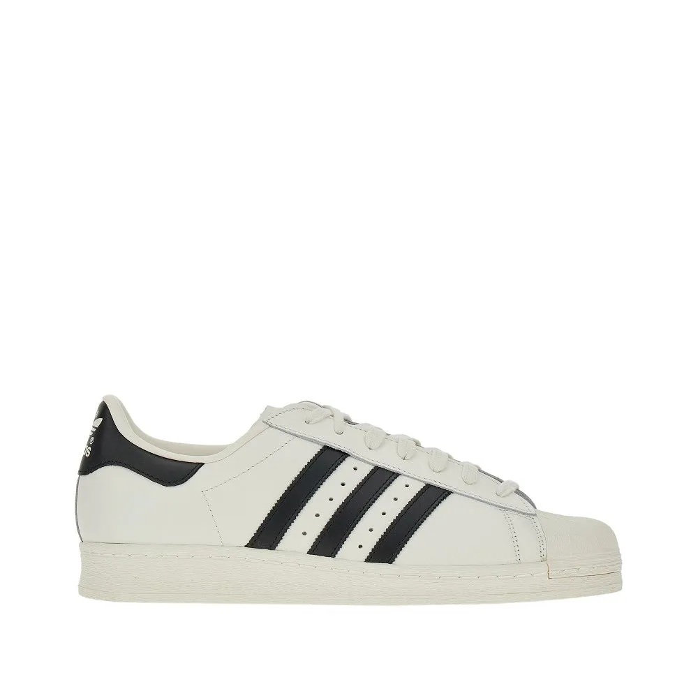Sneakers 'Superstar 82'