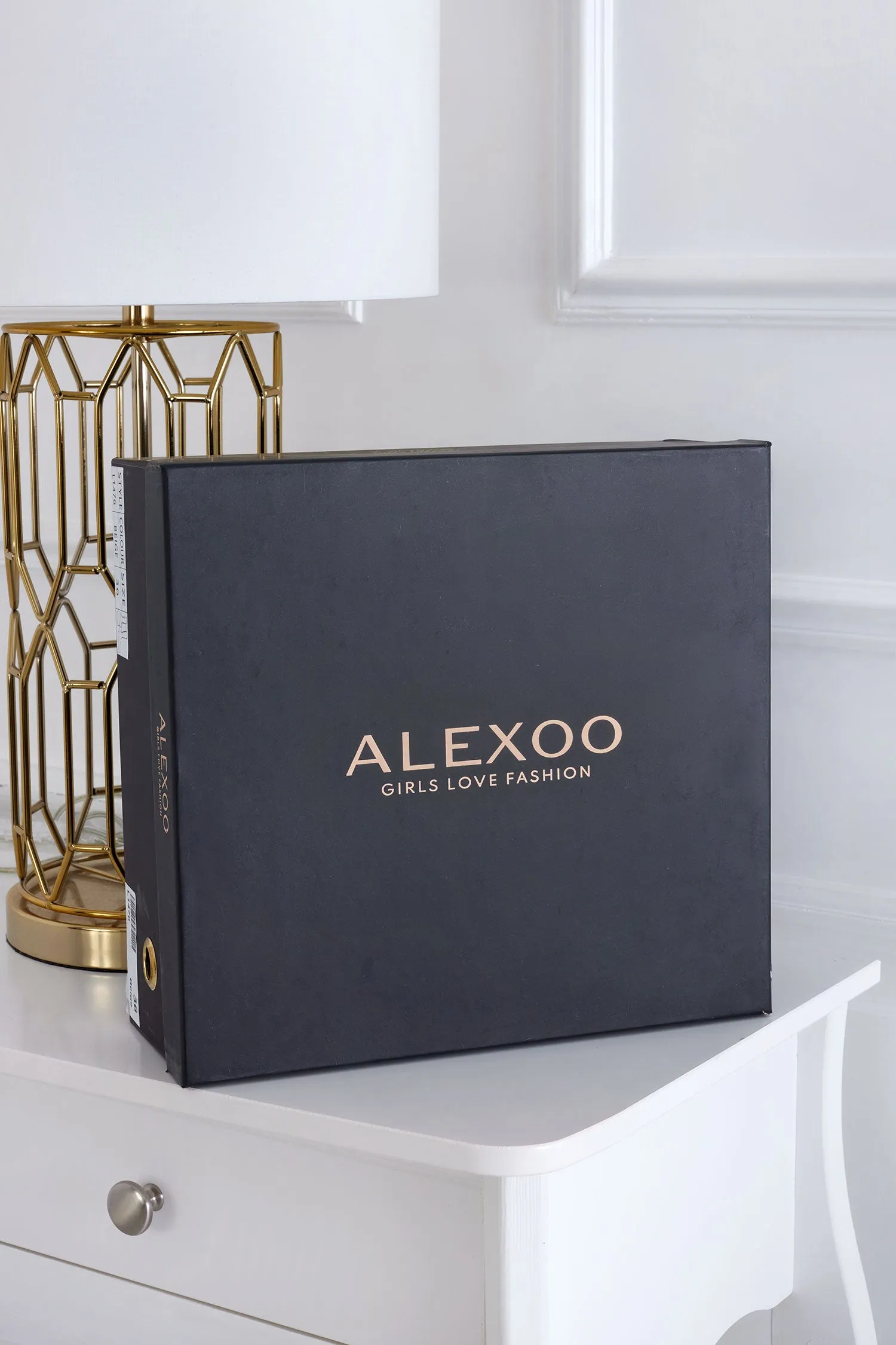 Stivaletti Alexoo beige in finta pelle