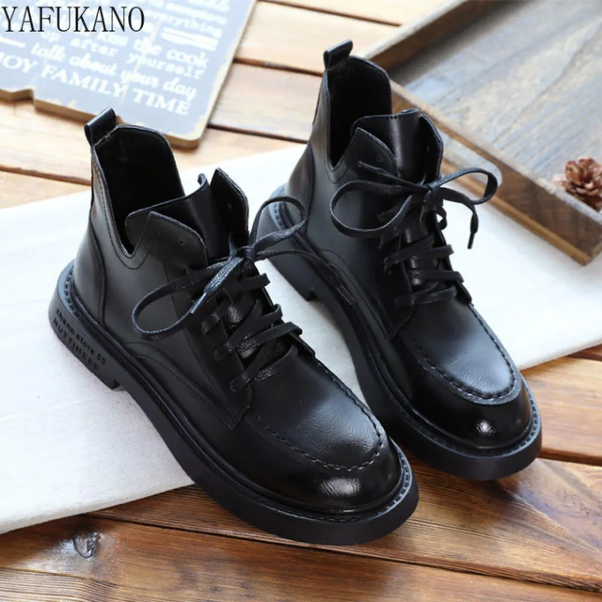 Stivali da donna Donna Stile britannico Inverno Plus Velluto Caldo Bello Stivaletti corti Fatti a mano Letterario Mori Retro Cas