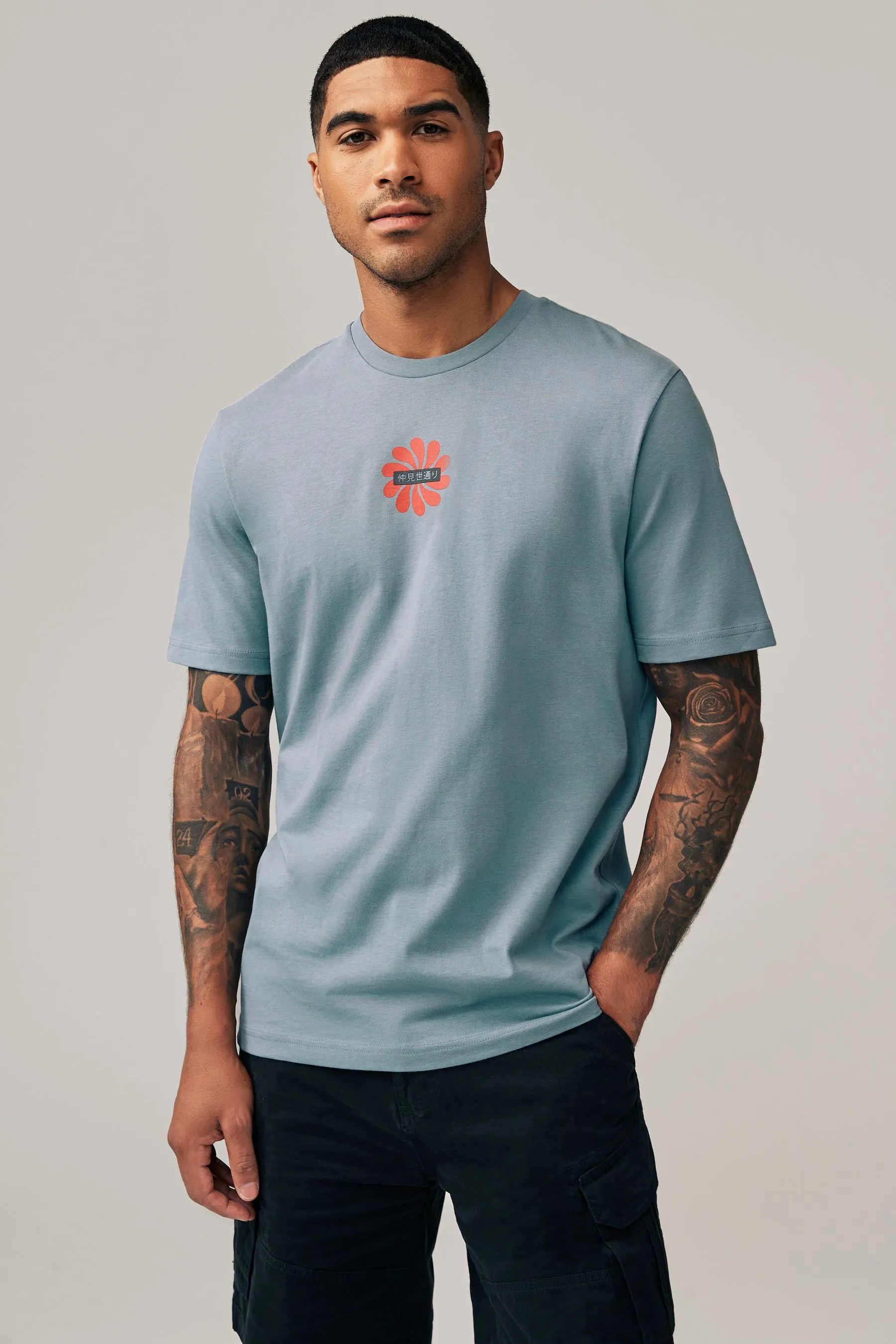 T-shirt comoda con stampa giapponese Stampa sul retro