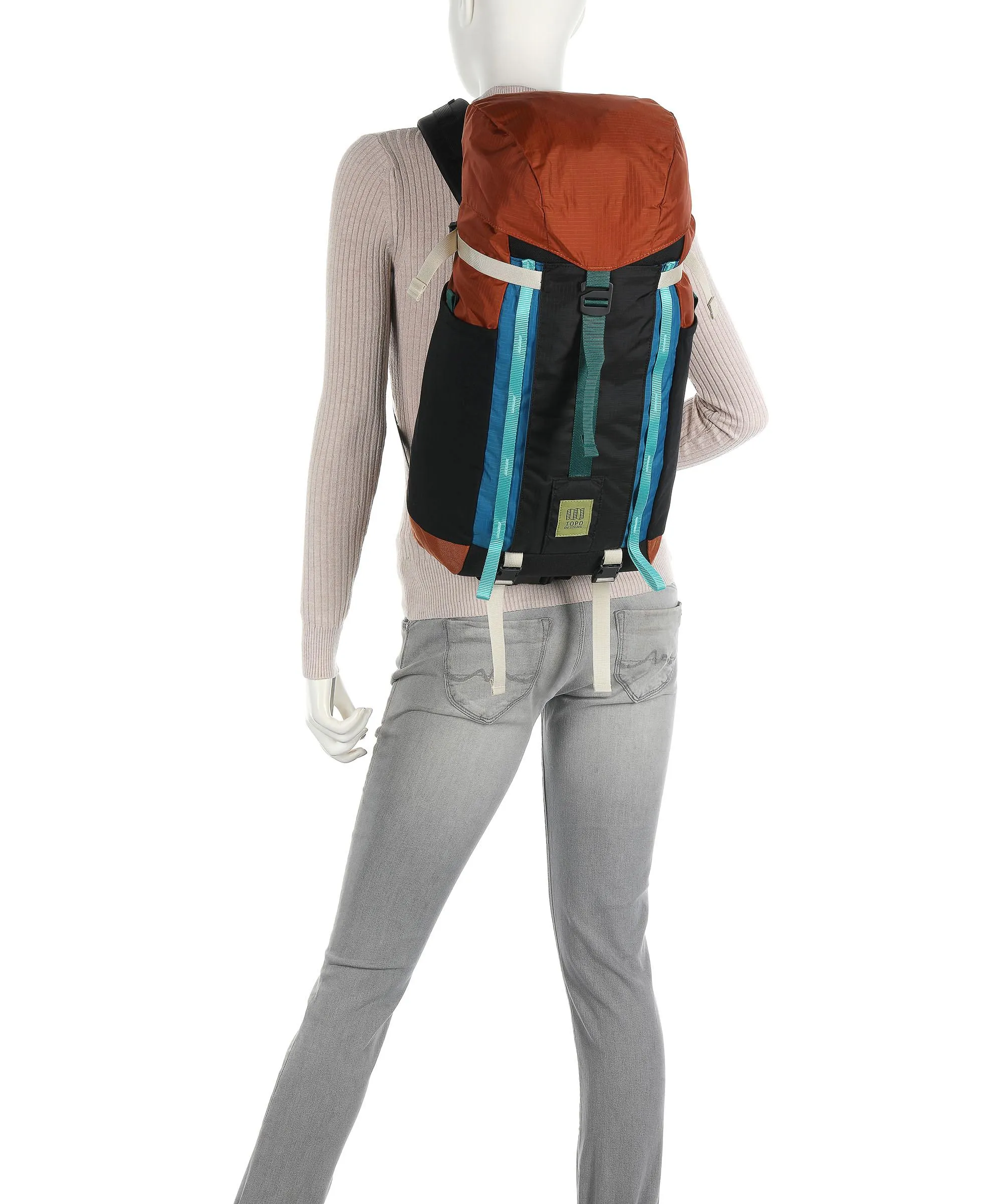  Topo Designs Mountain 16L Zaino nylon ripstop riciclato nero  