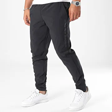 UA Storm Run Pantaloni da jogging 1376800 Nero