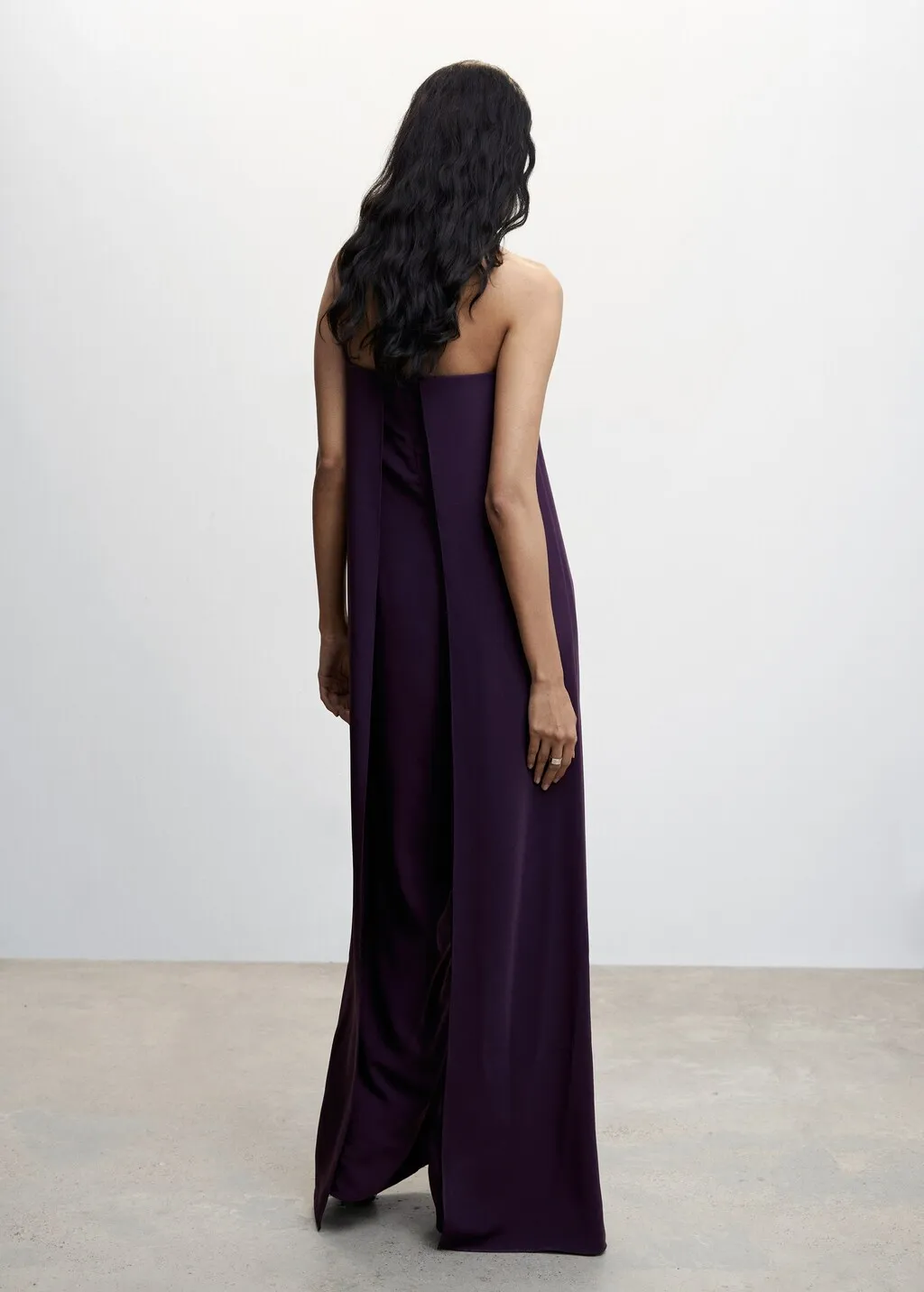 Vestito a tuta halter schiena scoperta